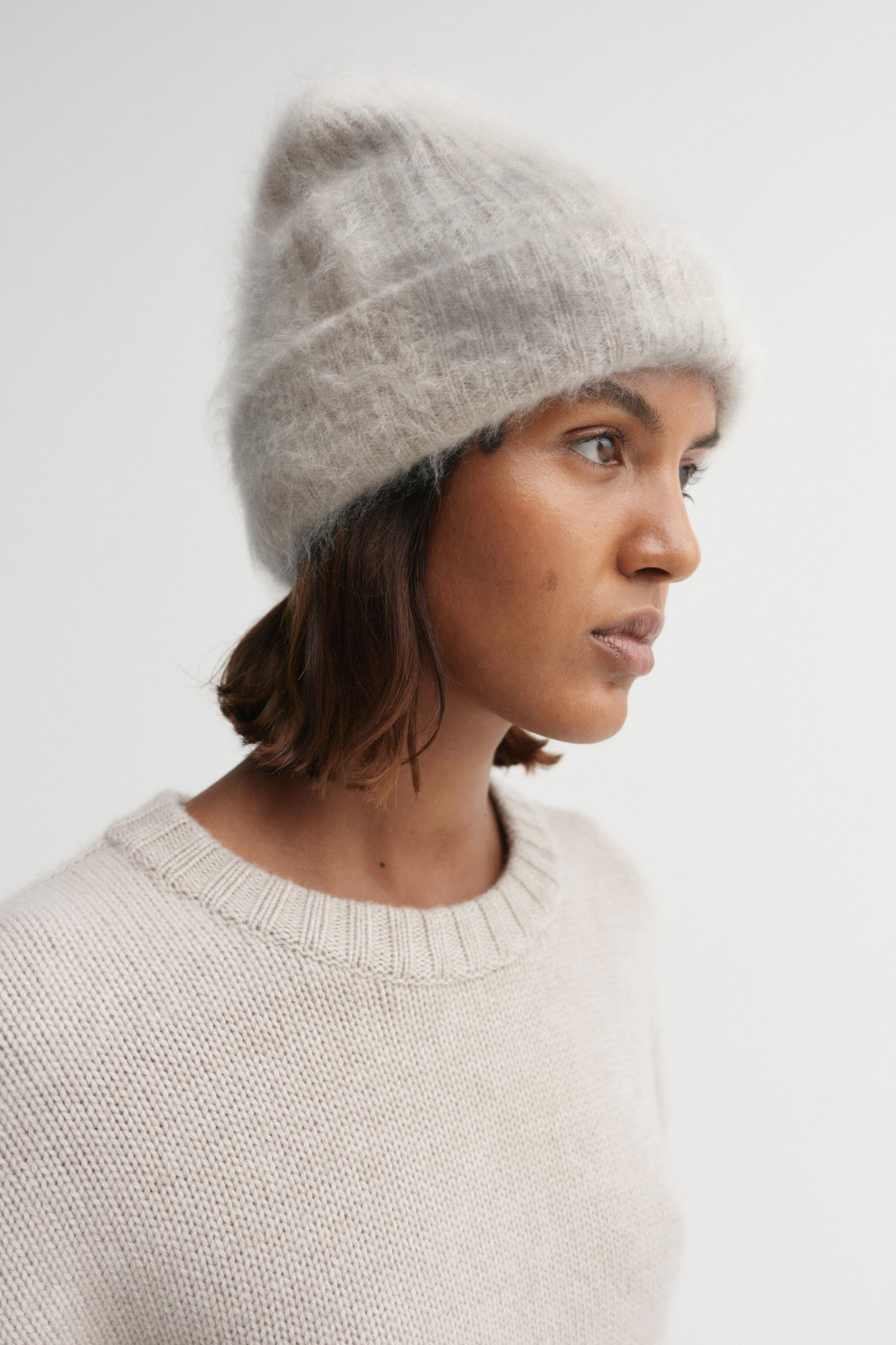 Roe Brushed Cashmere Beanie, taupe