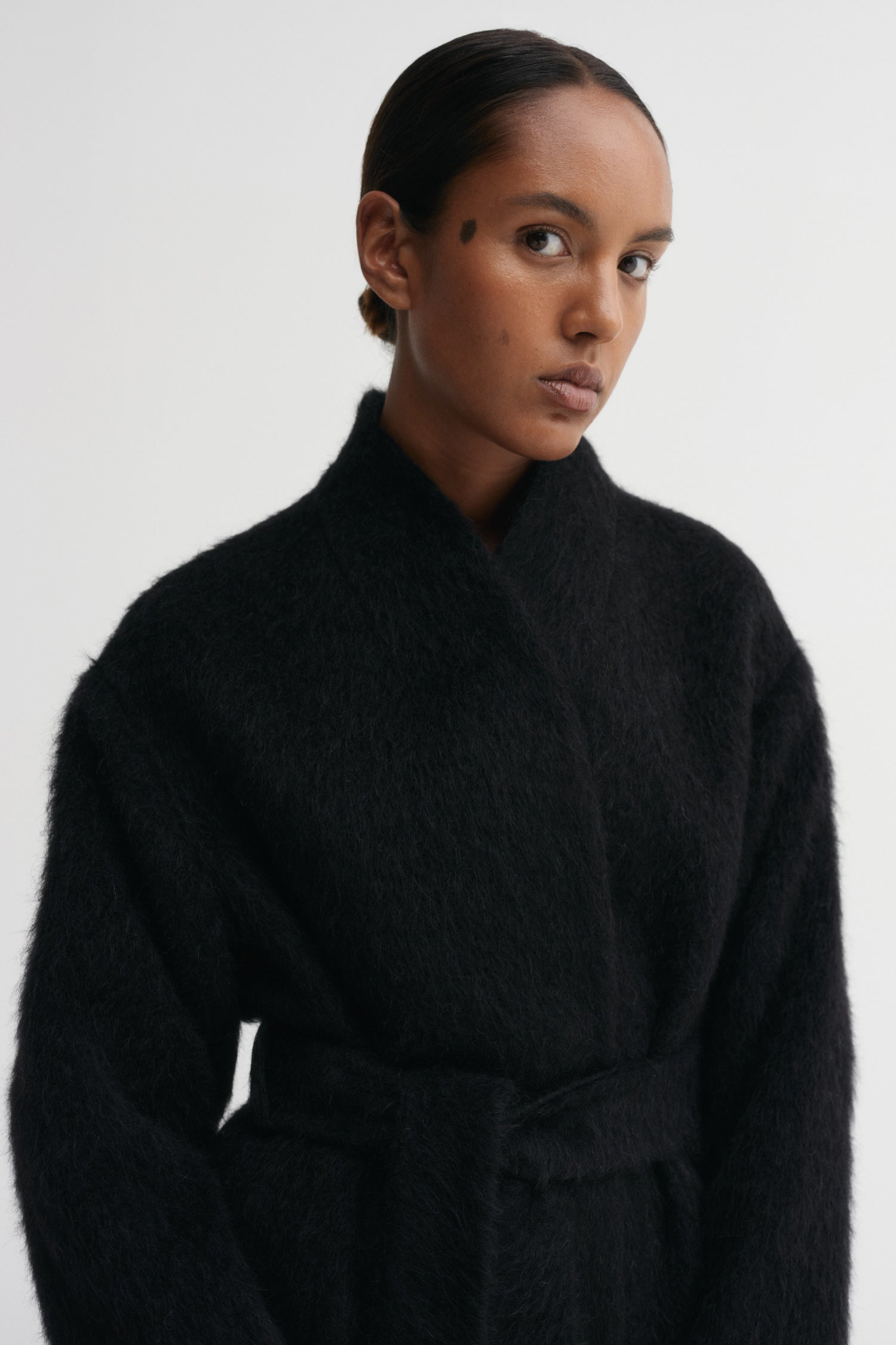 Noorie Mantel, schwarz