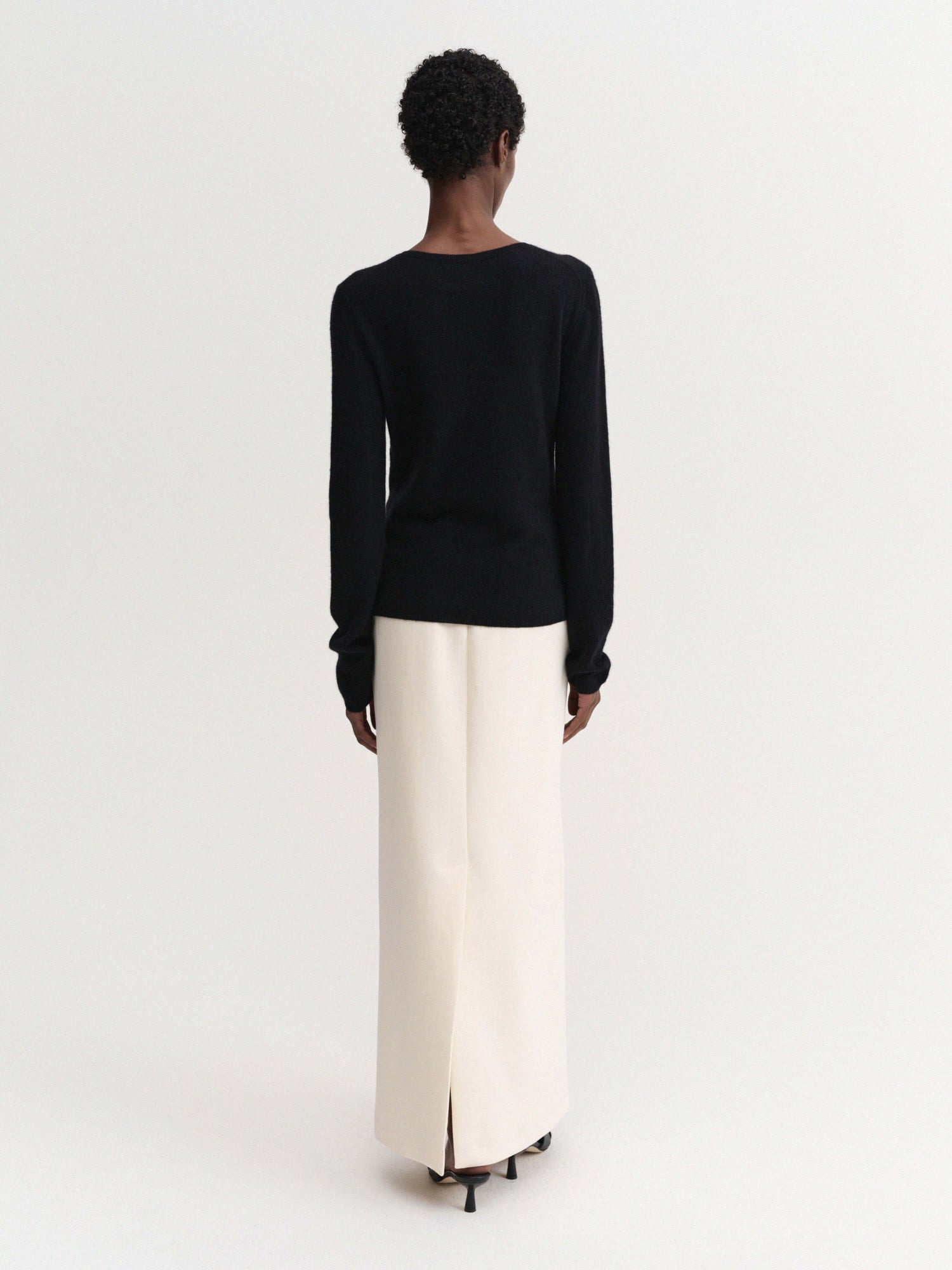 Awa Crewneck Sweater, black