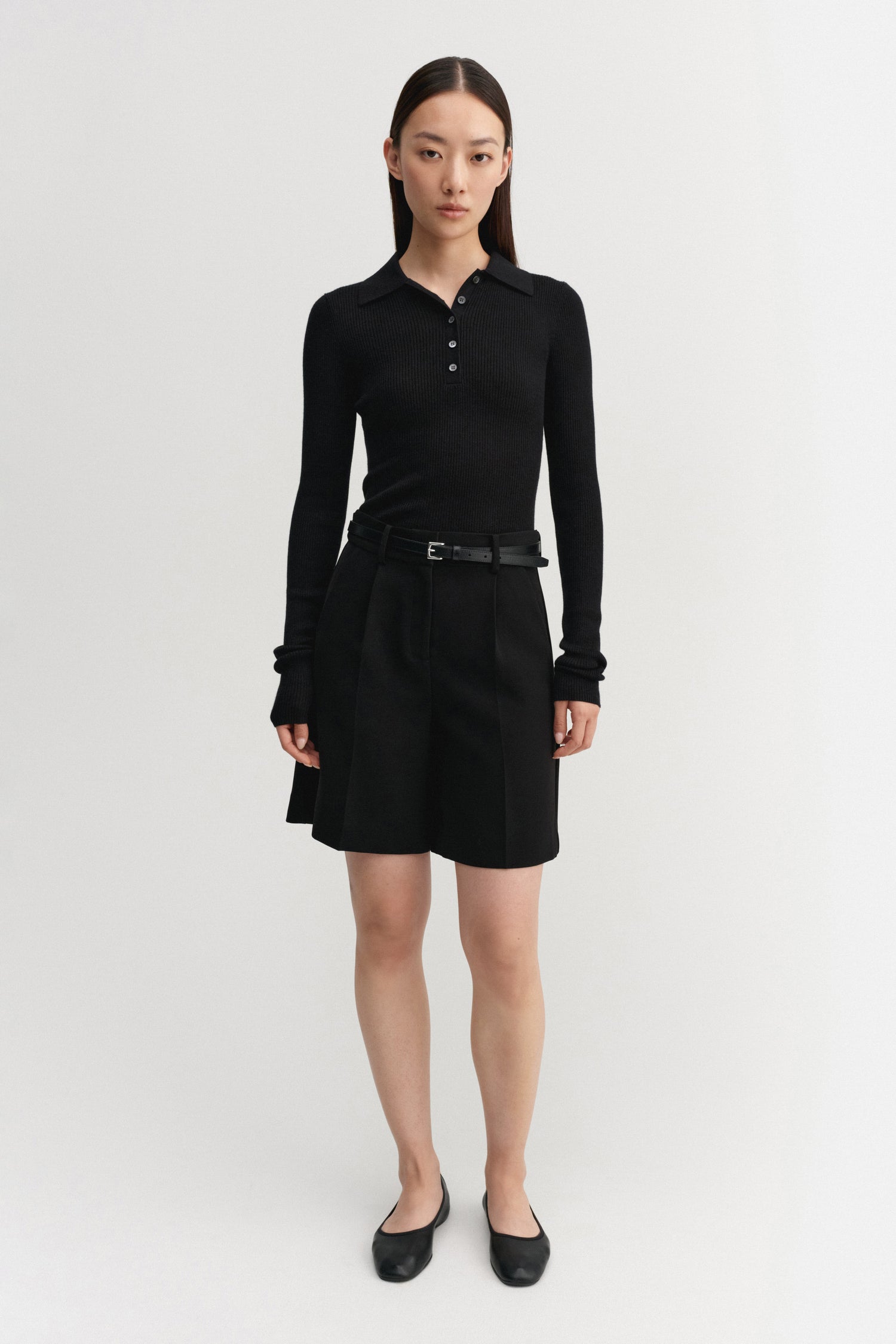 Blair Crepe Shorts, black