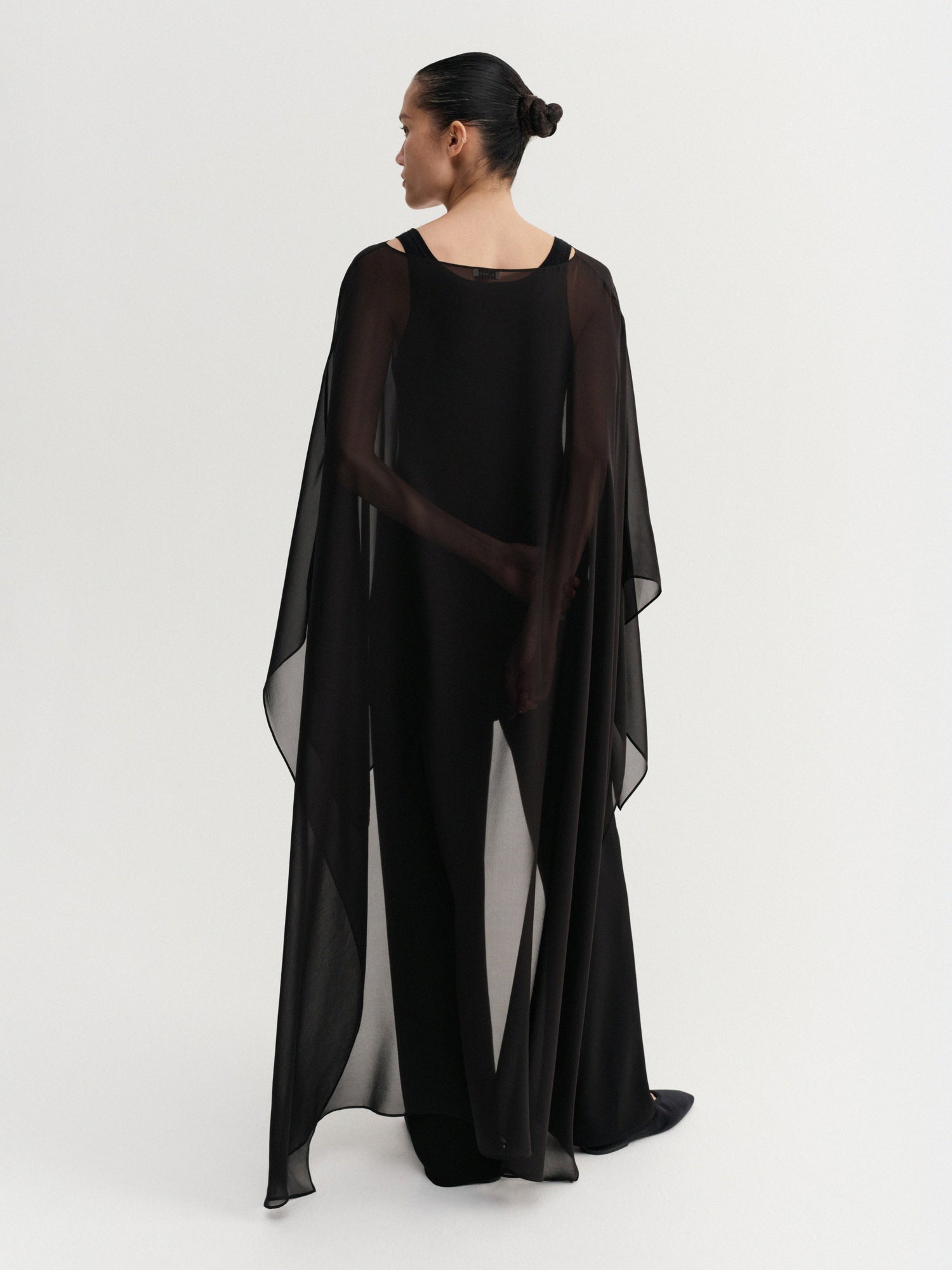 Char Cape, black