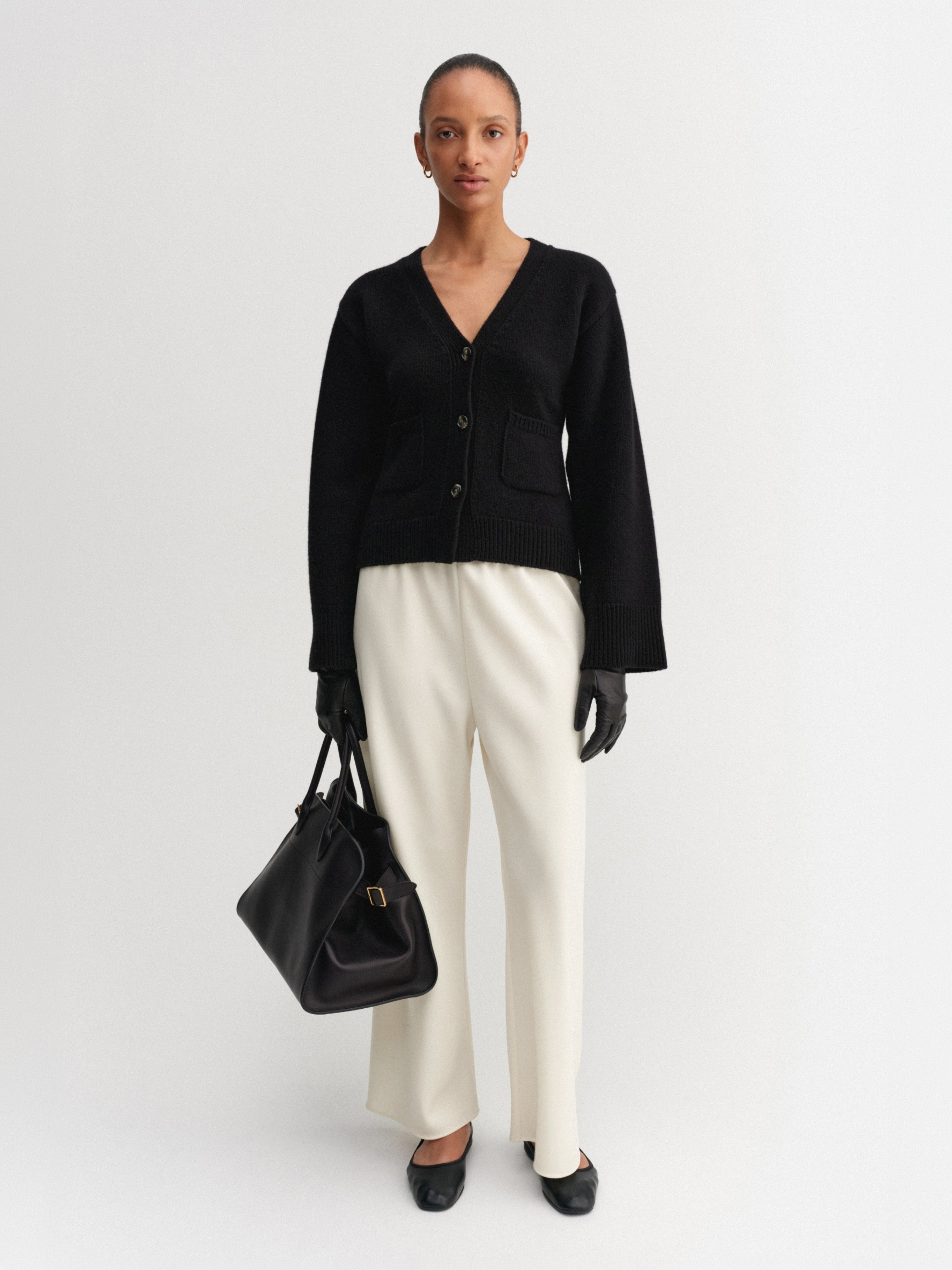DREA_CARDIGAN_BLACK_ALMADA_LAB