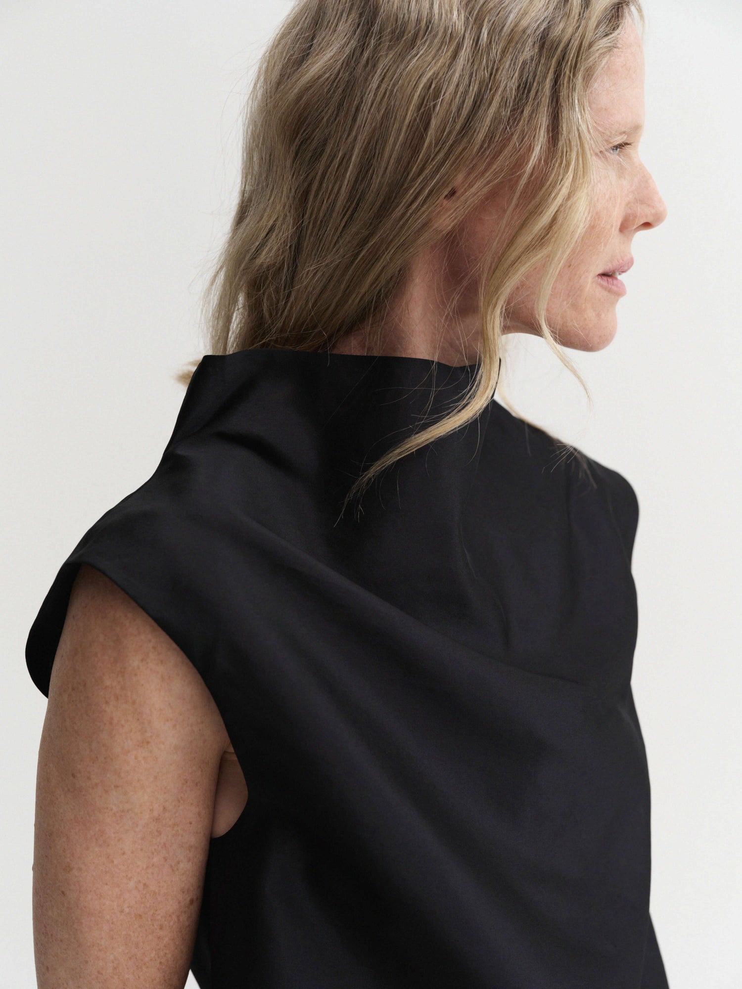 Kiera Organza Top, black