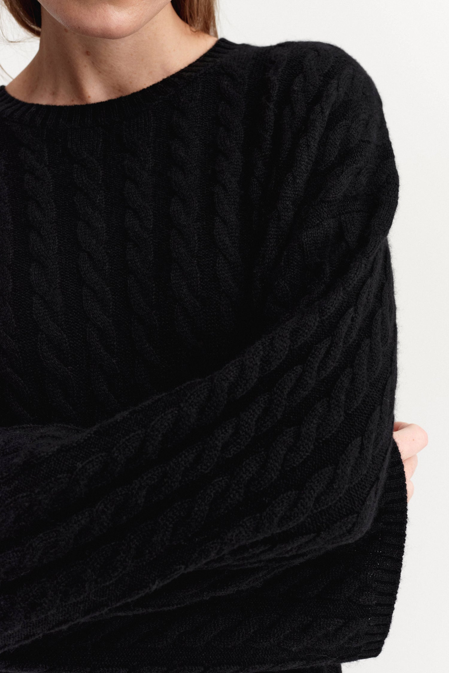 Noma Kabelstrickkleid, schwarz