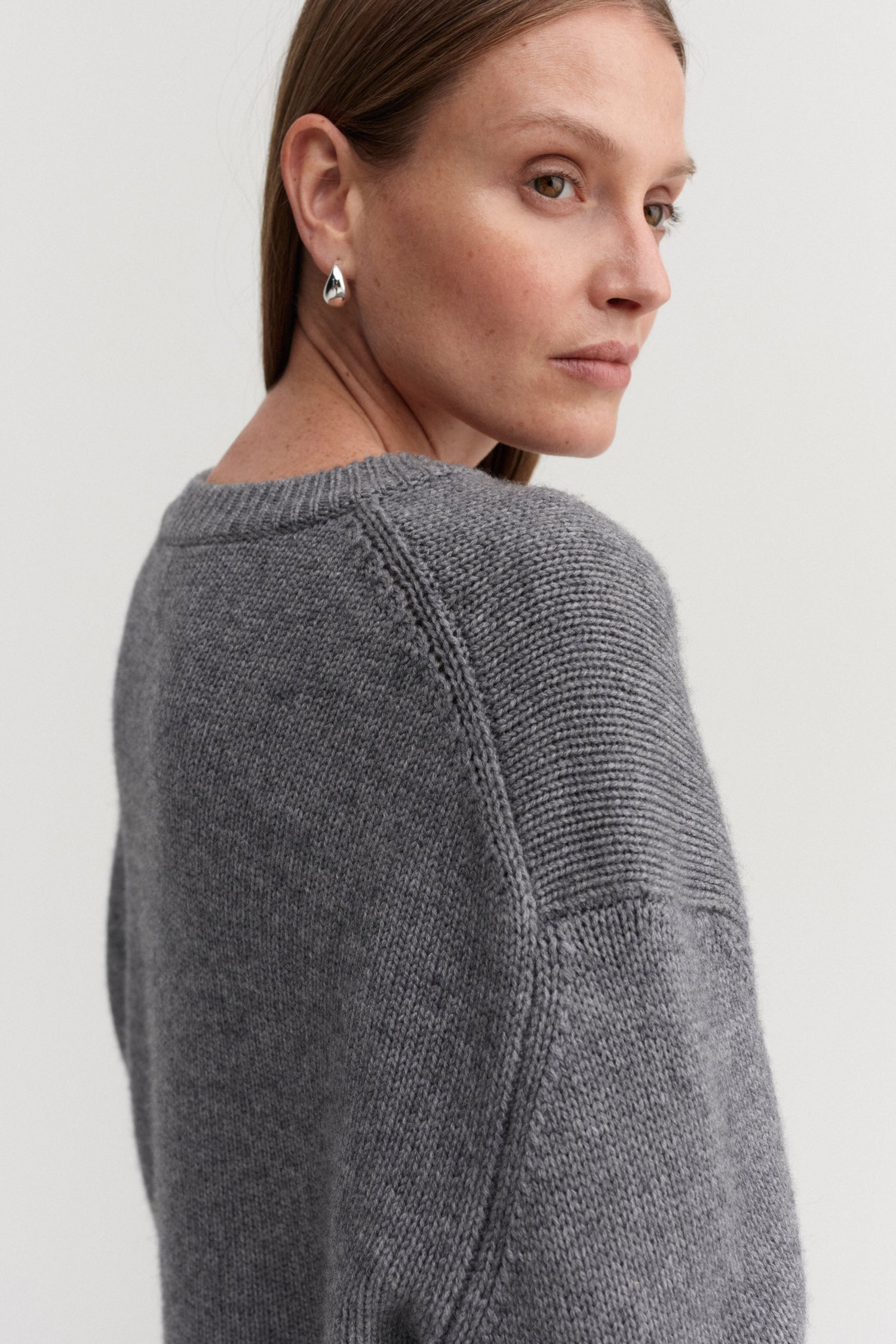 Yara V-Neck Sweater, grey
