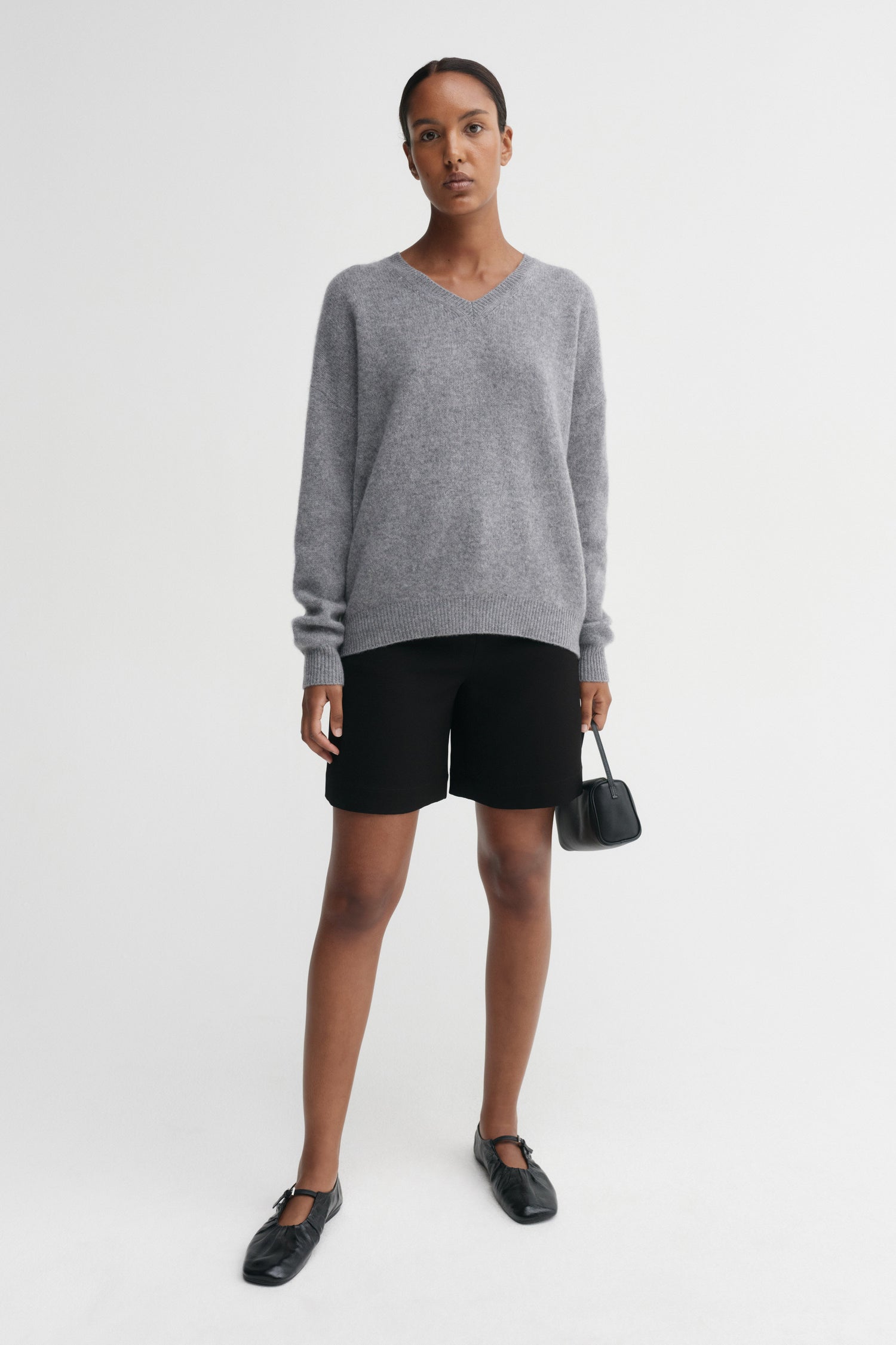 Zaya V-neck Sweater, grey