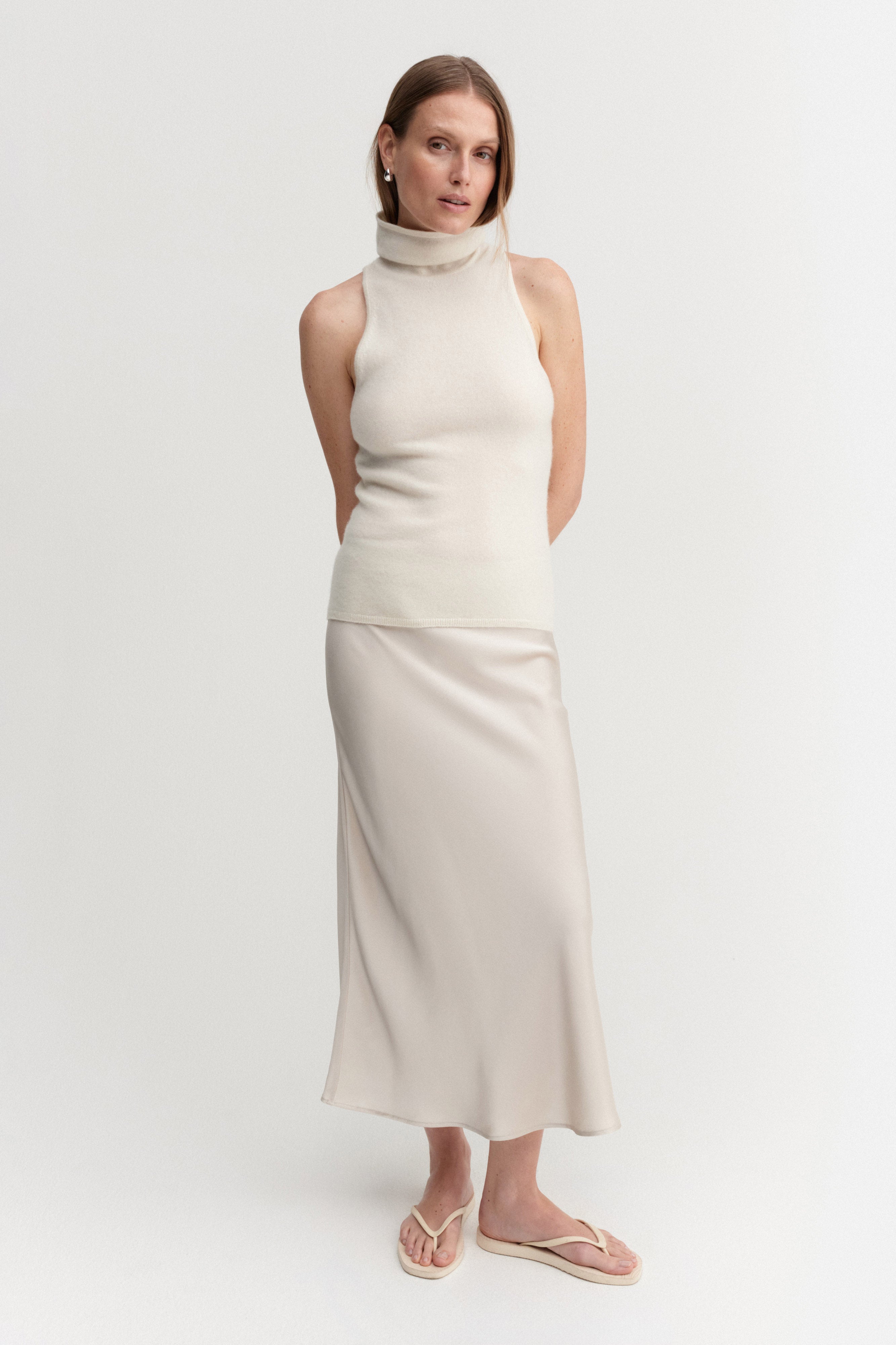 新色】Tallinn Asymmetry Long Skirt