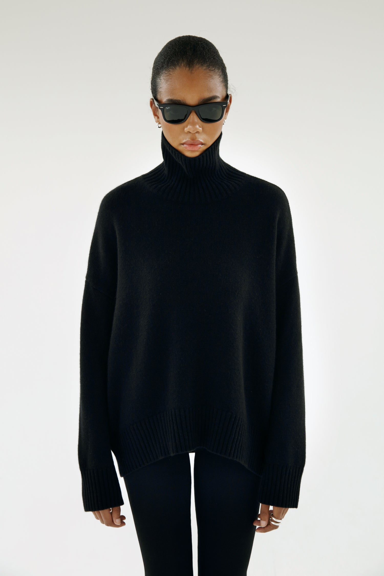 Kia Turtleneck Sweater, black