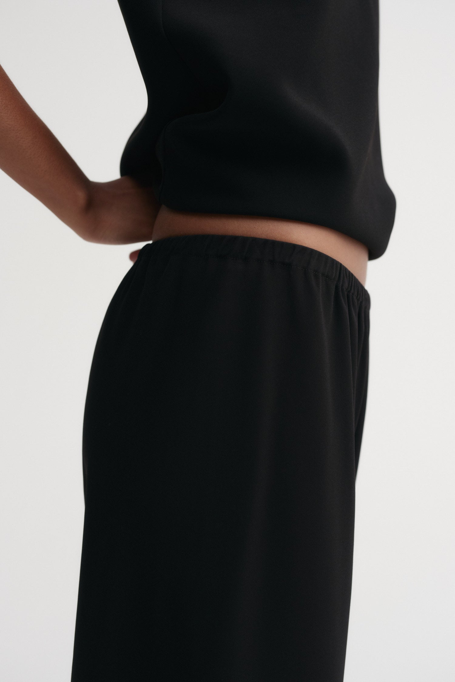 Bea Crepe Pants, black