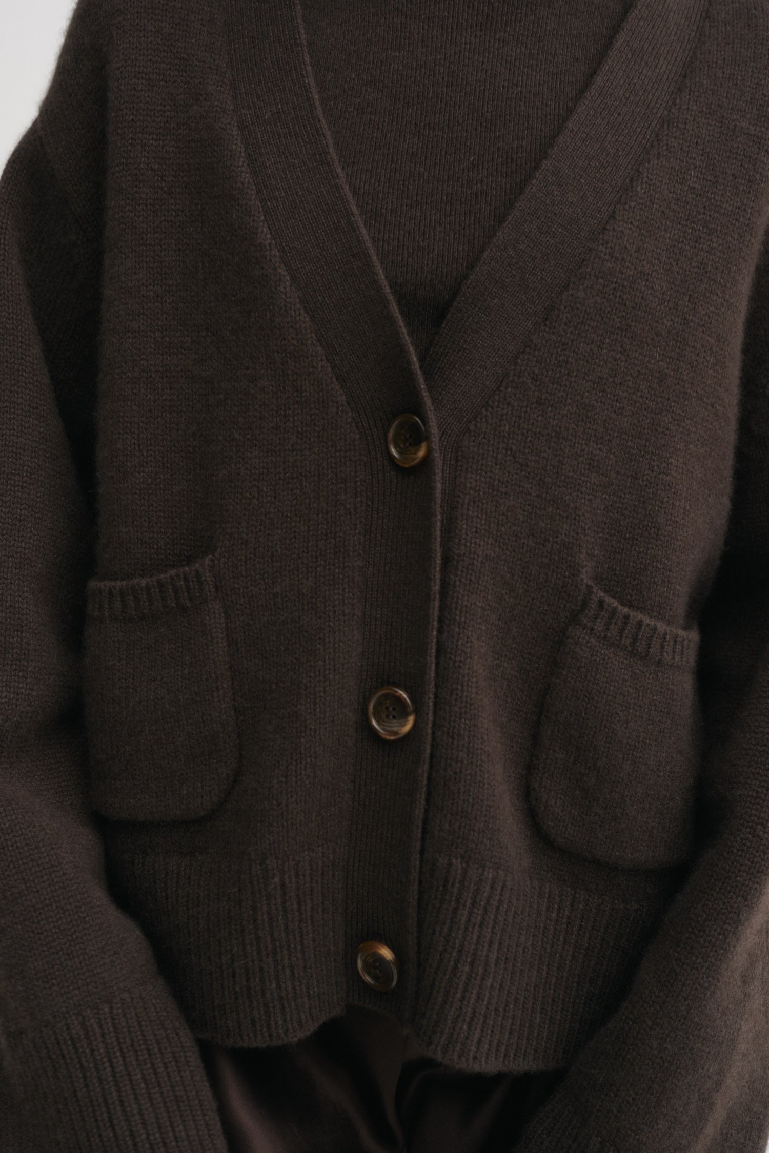 Beja Cardigan, chocolate