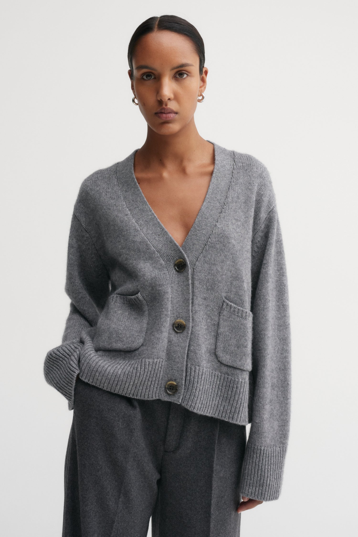 Beja Cardigan, grey