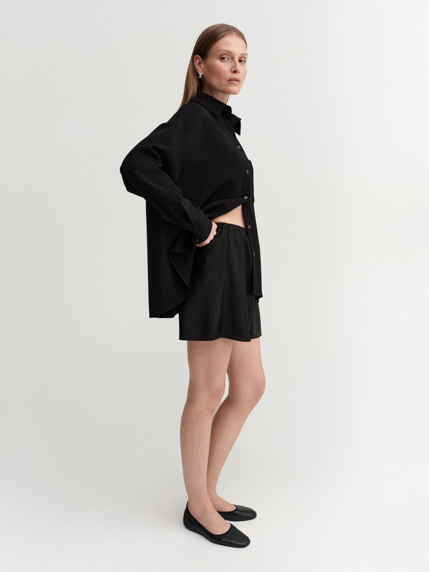Bim Satin Shorts, black