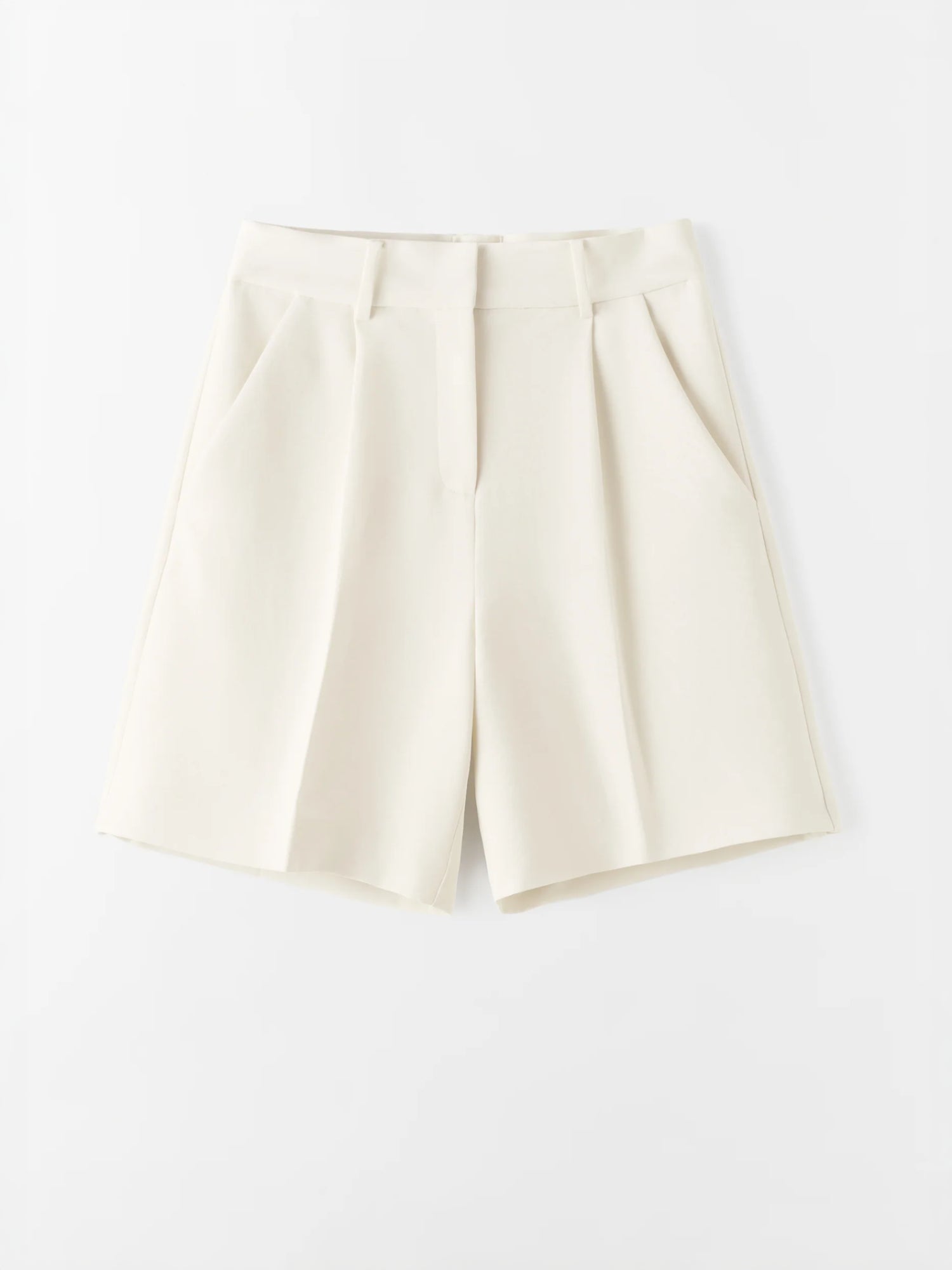 Blair Crepe Shorts, cream