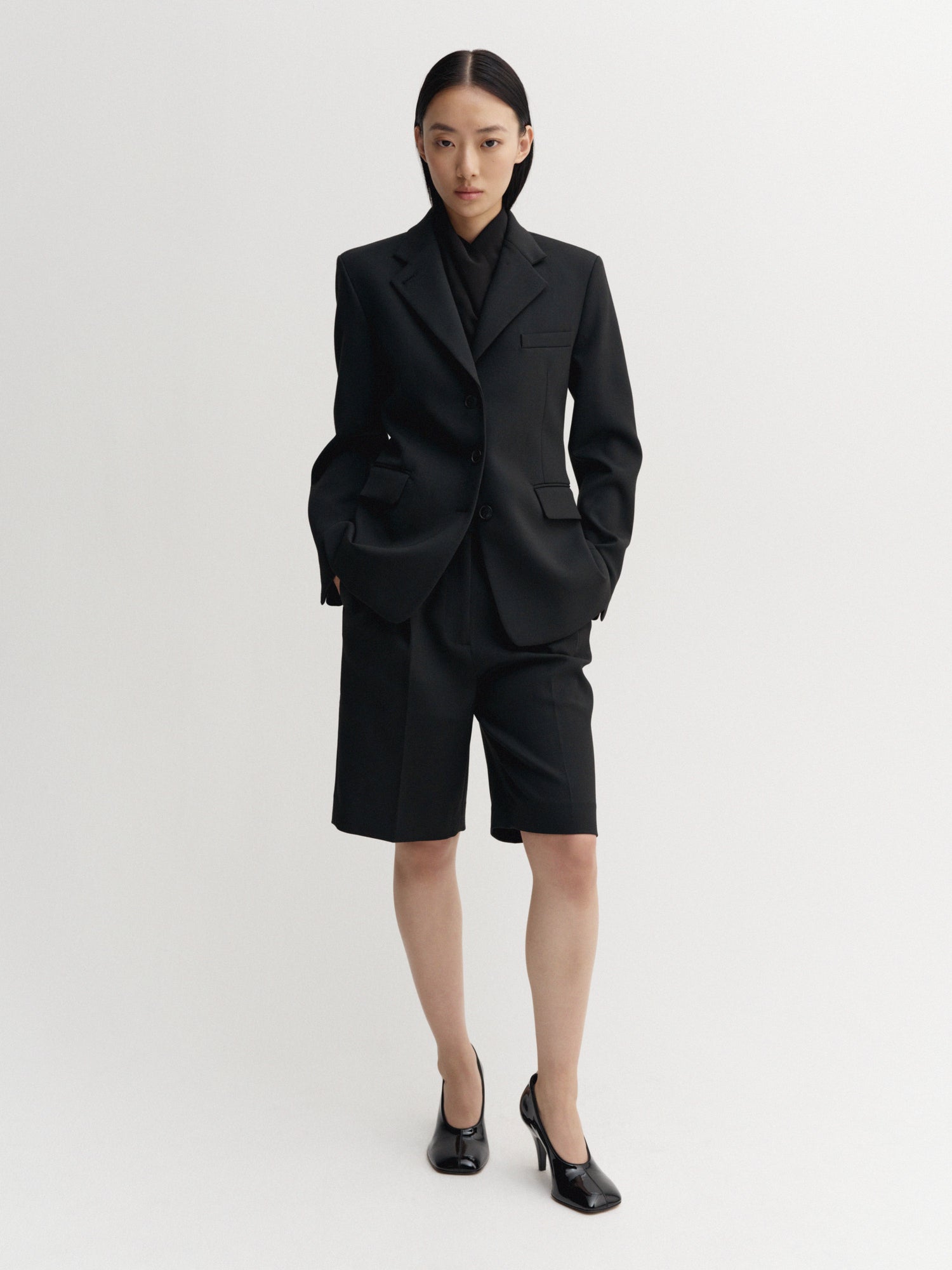 Bruna Shorts, black