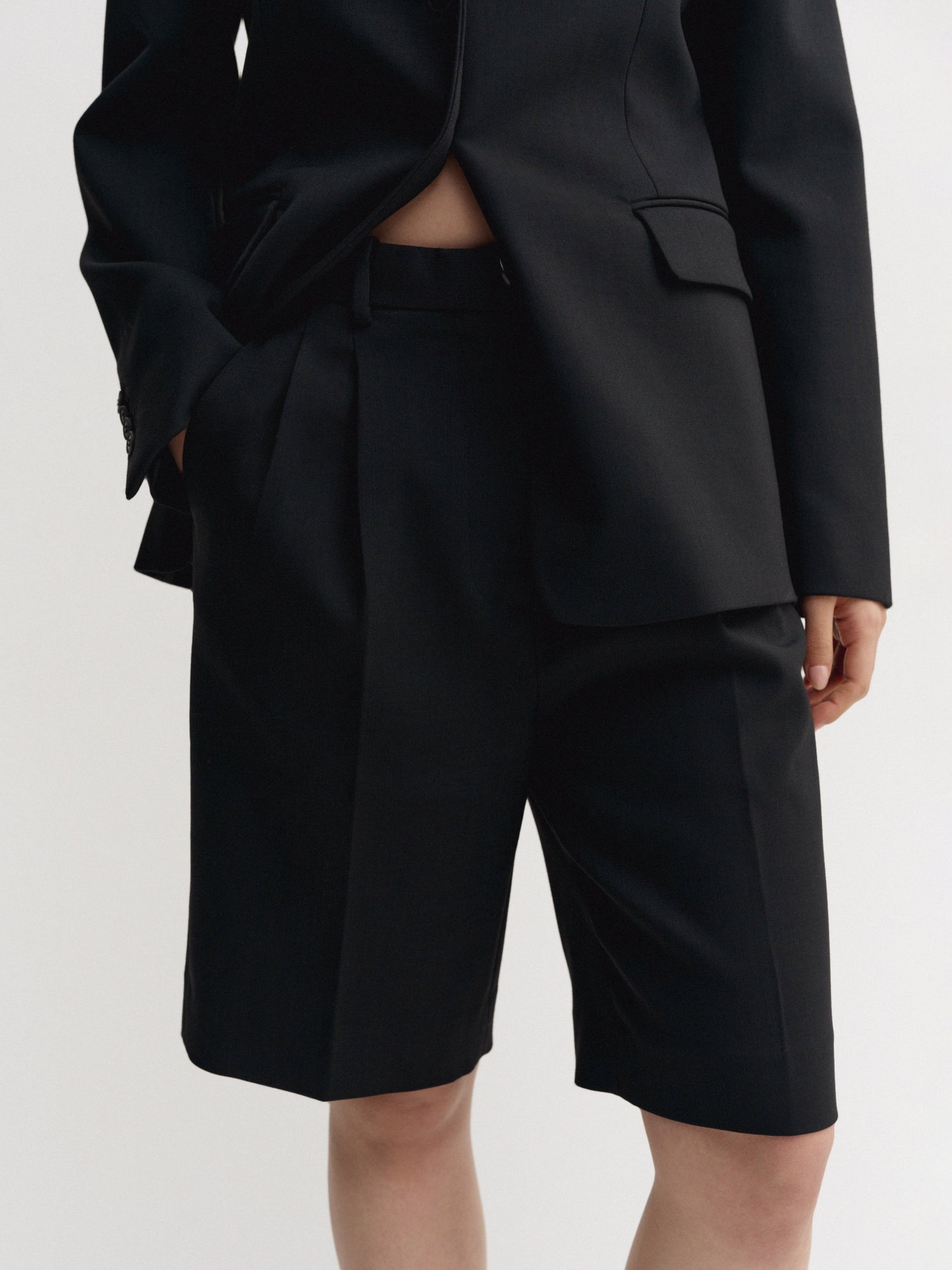 Bruna Shorts, black