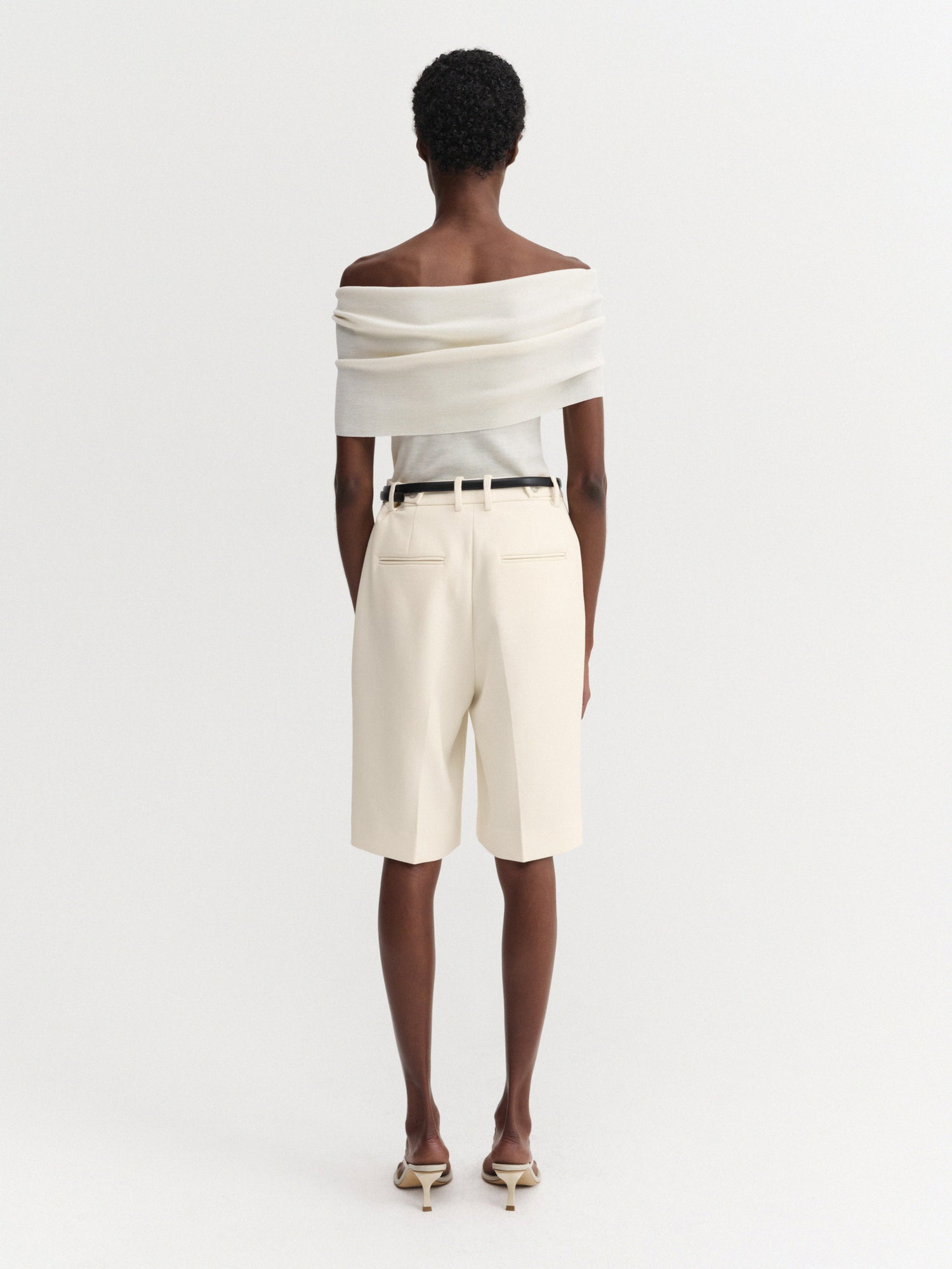 Bruna Tailored Shorts, vanilla