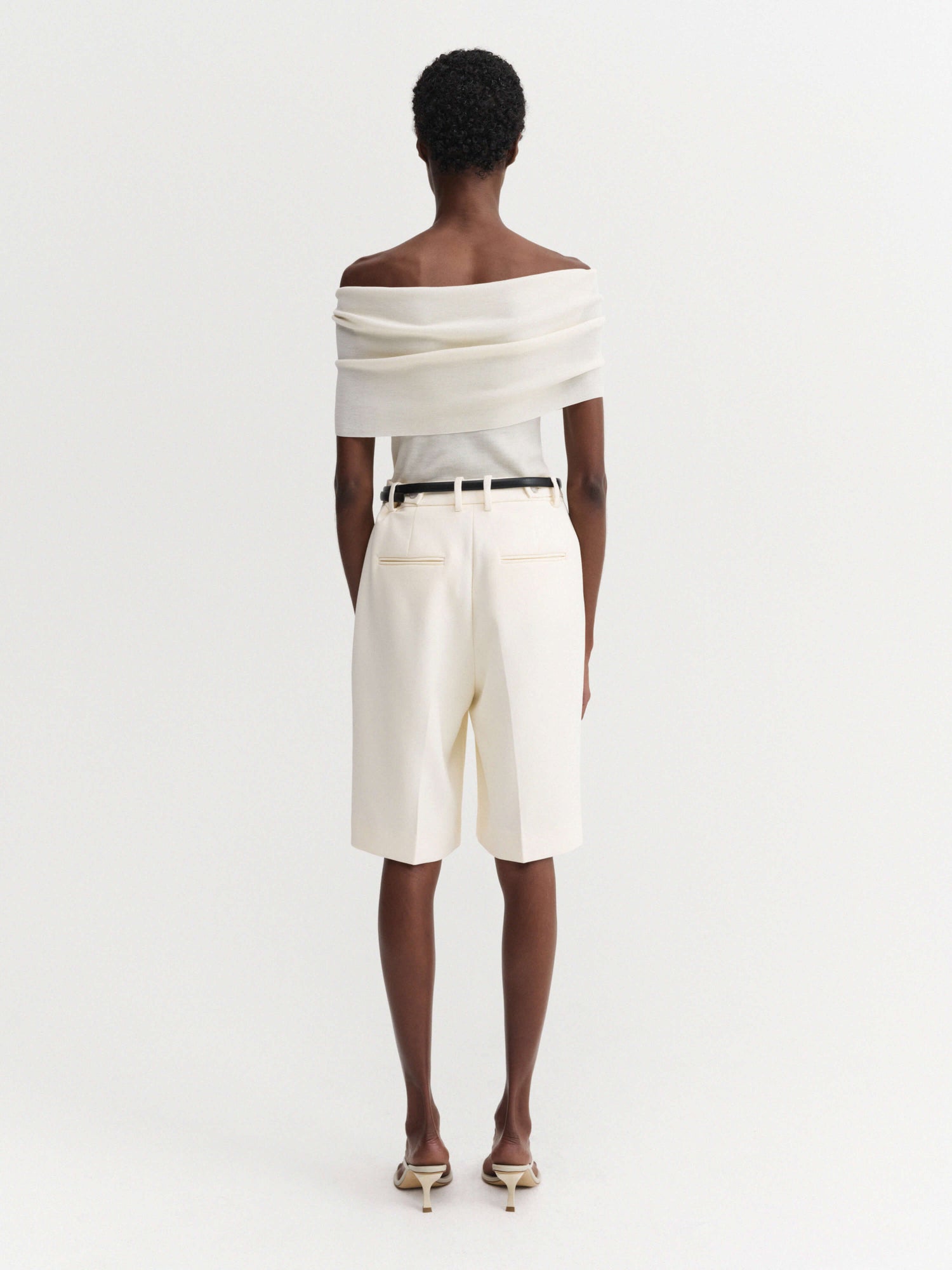 Bruna Tailored Shorts, vanilla