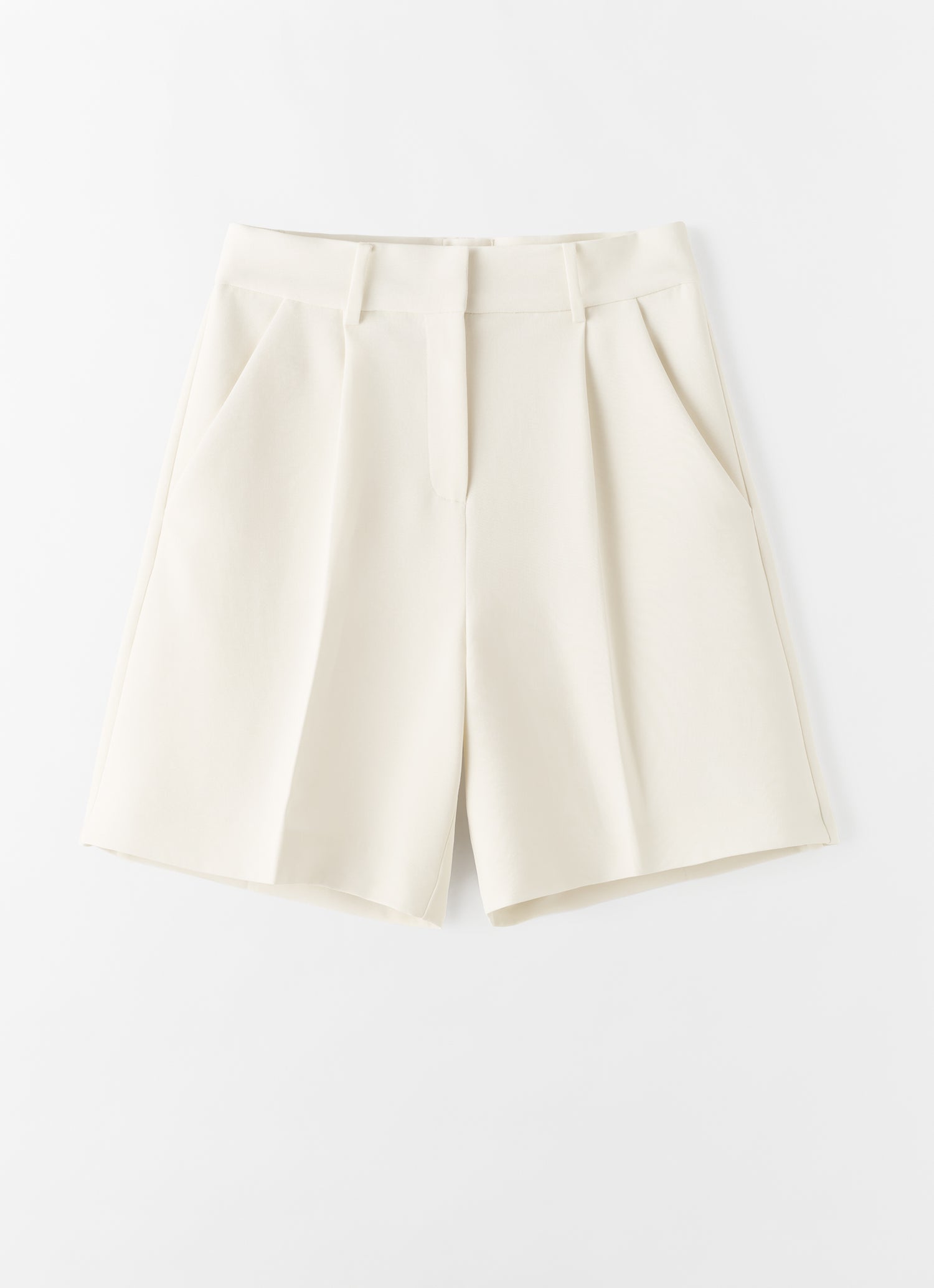 Blair Crepe Shorts, cream