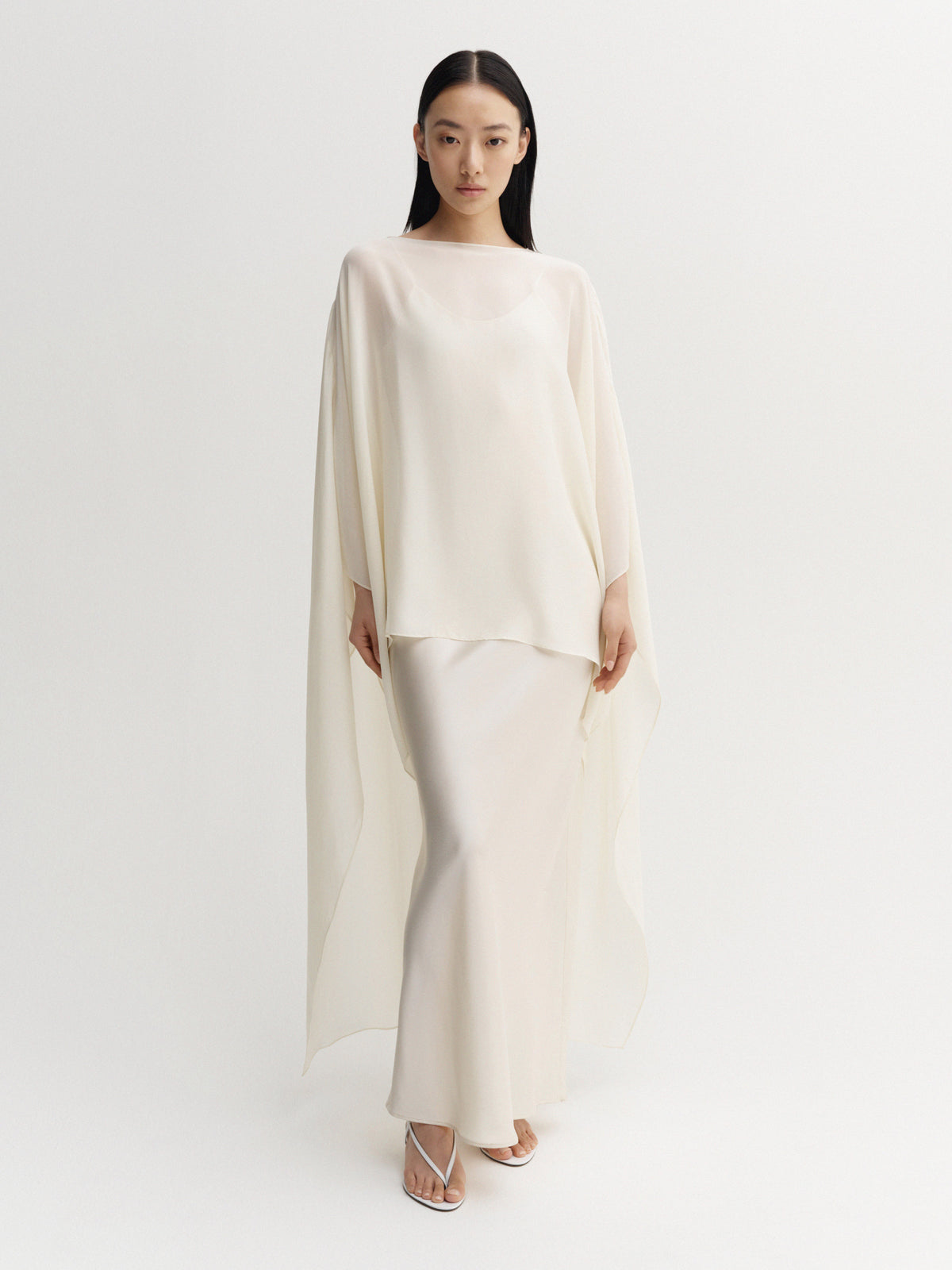 Char Cape, cream