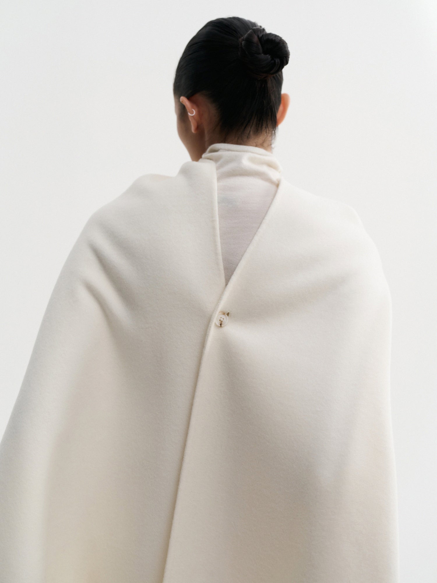 Colette Doublé Cape, cream