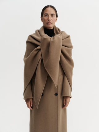Dina Doublé Triangle Scarf, tan