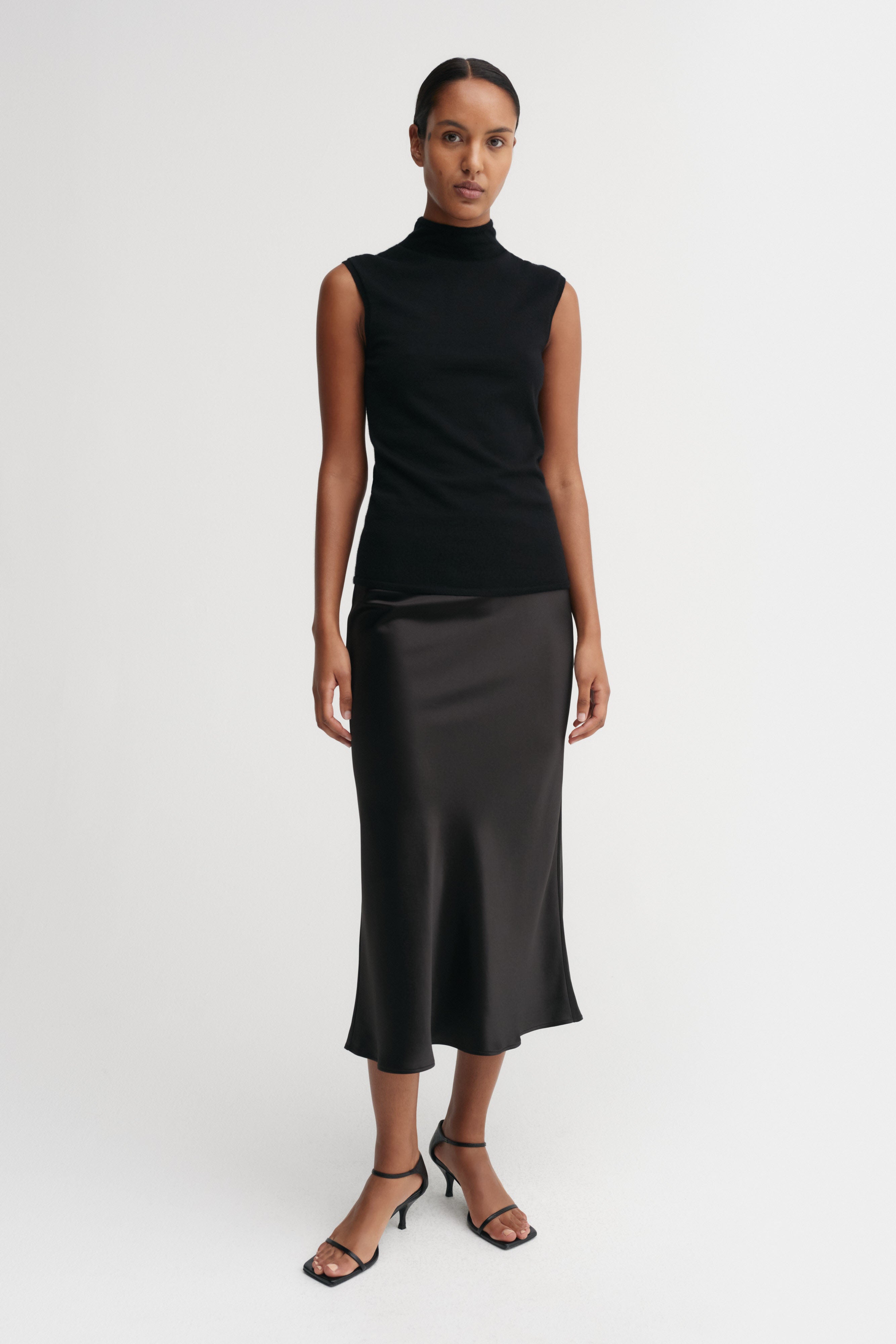 Tops – ALMADA LABEL