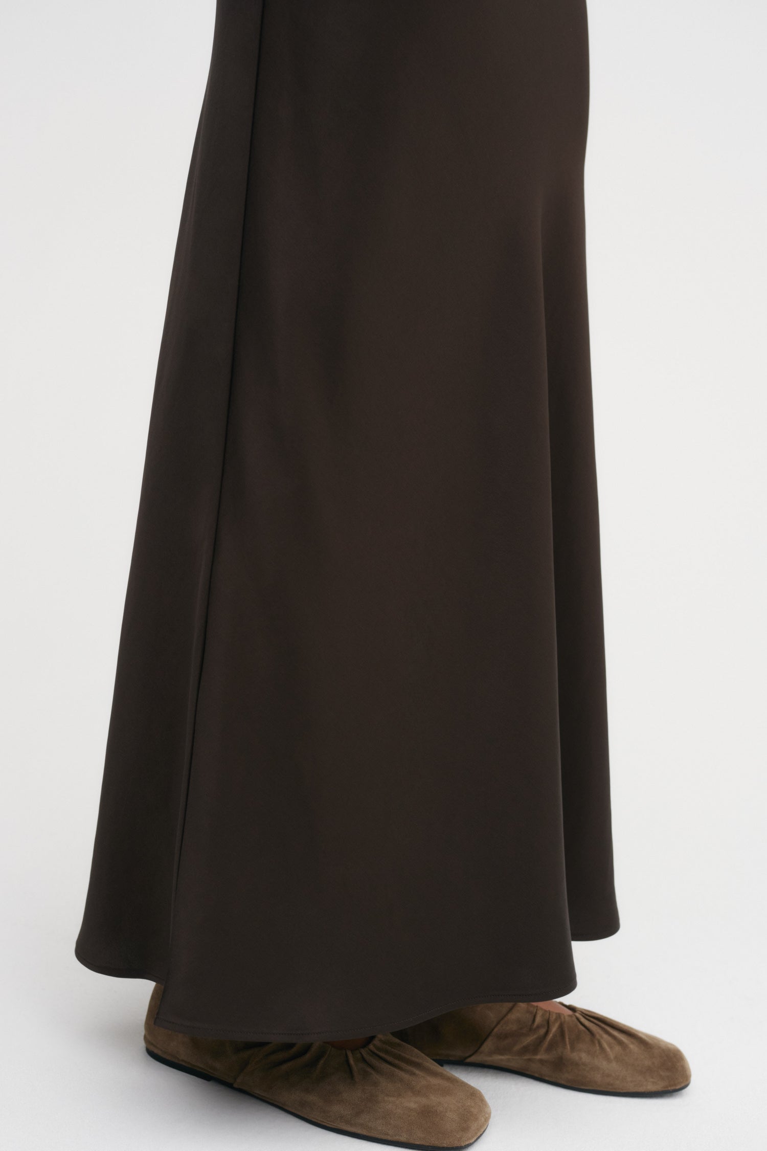 Eni Satin Skirt, chocolate