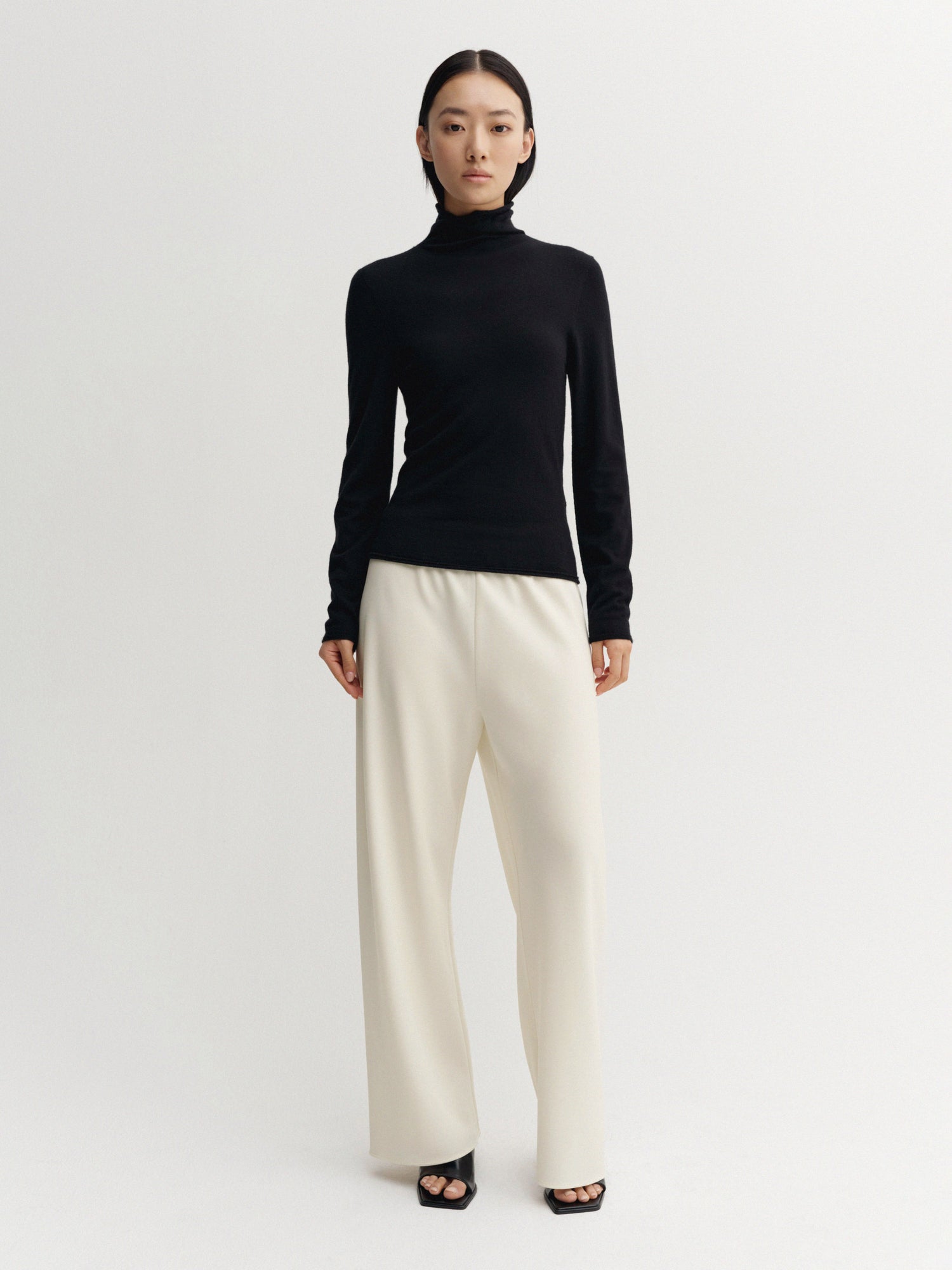 Farra Turtleneck Top, black