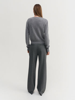 Gaelle V-neck Sweater, grey
