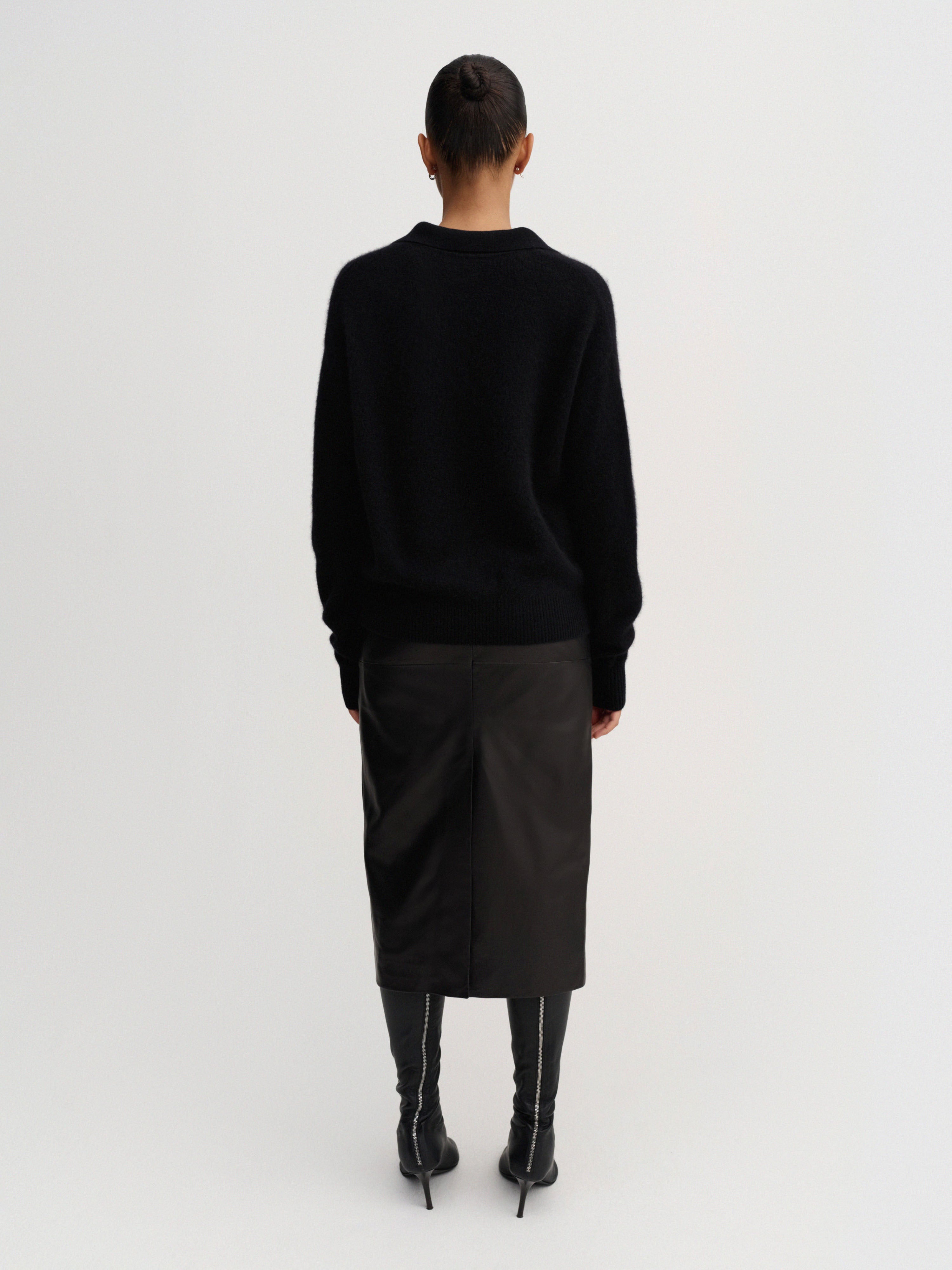 Kaia Collar Sweater, black – ALMADA LABEL