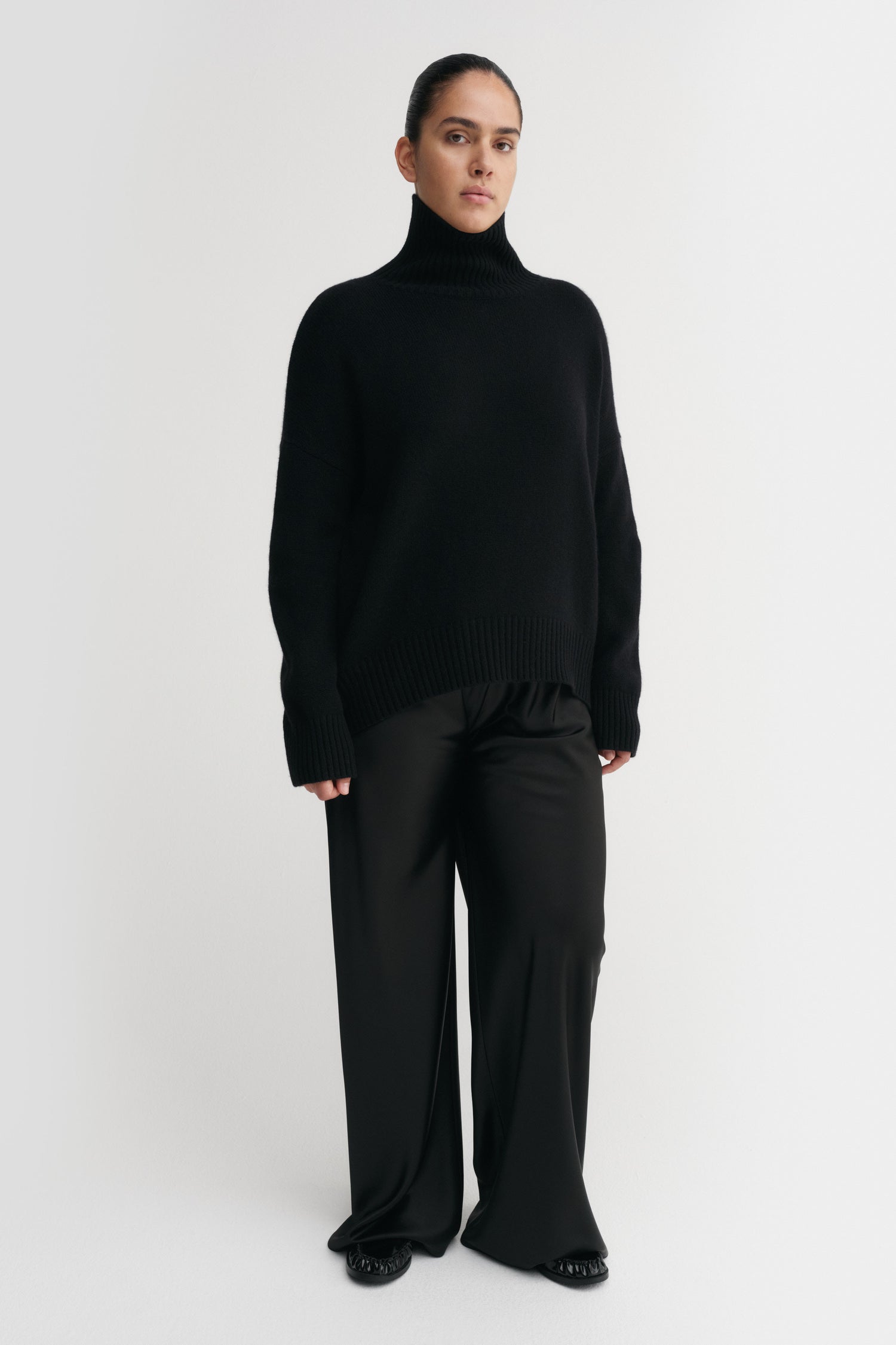 Kia Turtleneck Sweater, black