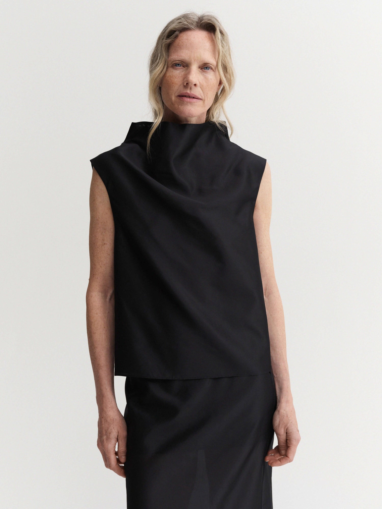 Kiera Organza Top, black