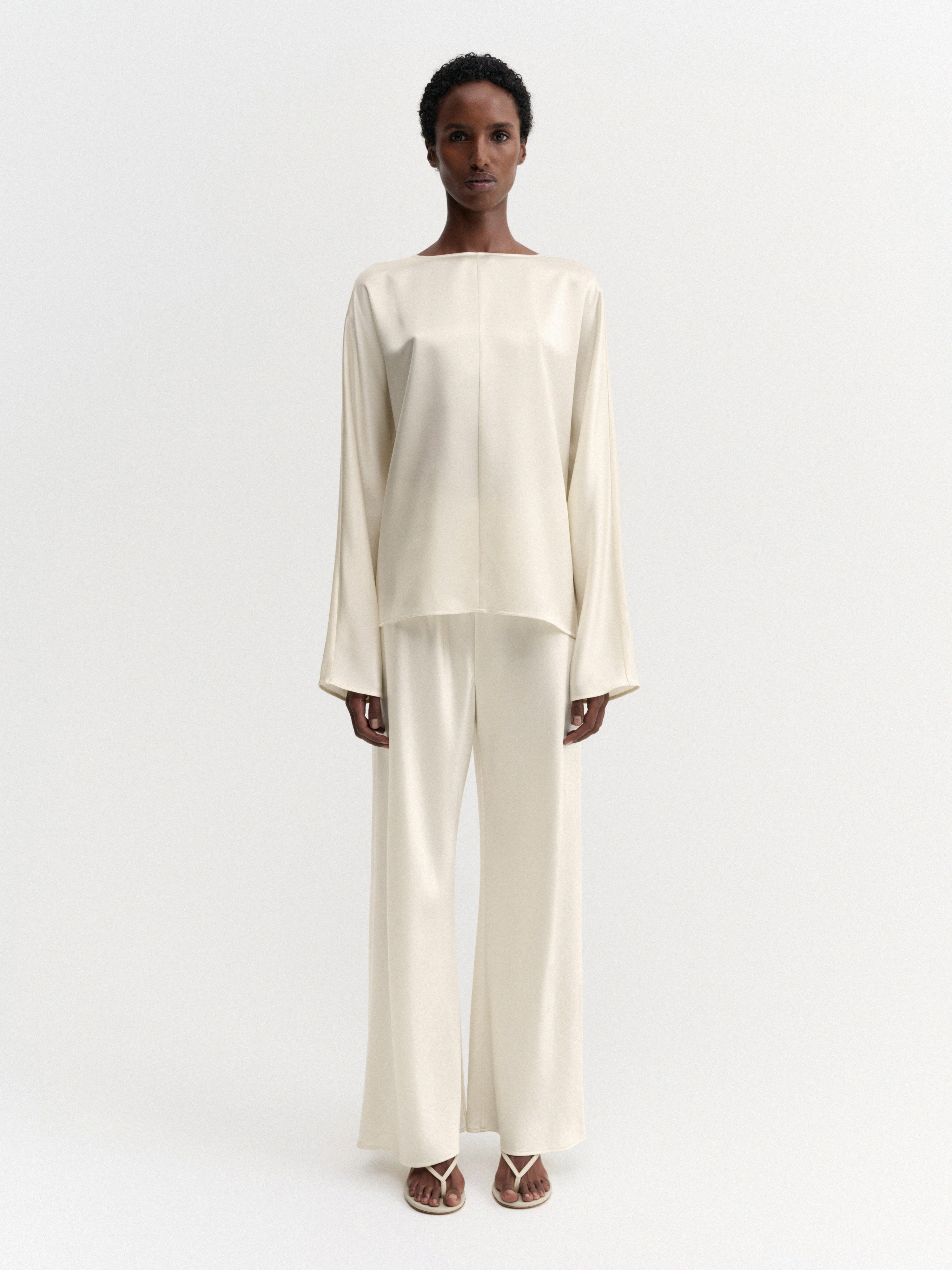 Mindy Satin Blouse, vanilla – ALMADA LABEL