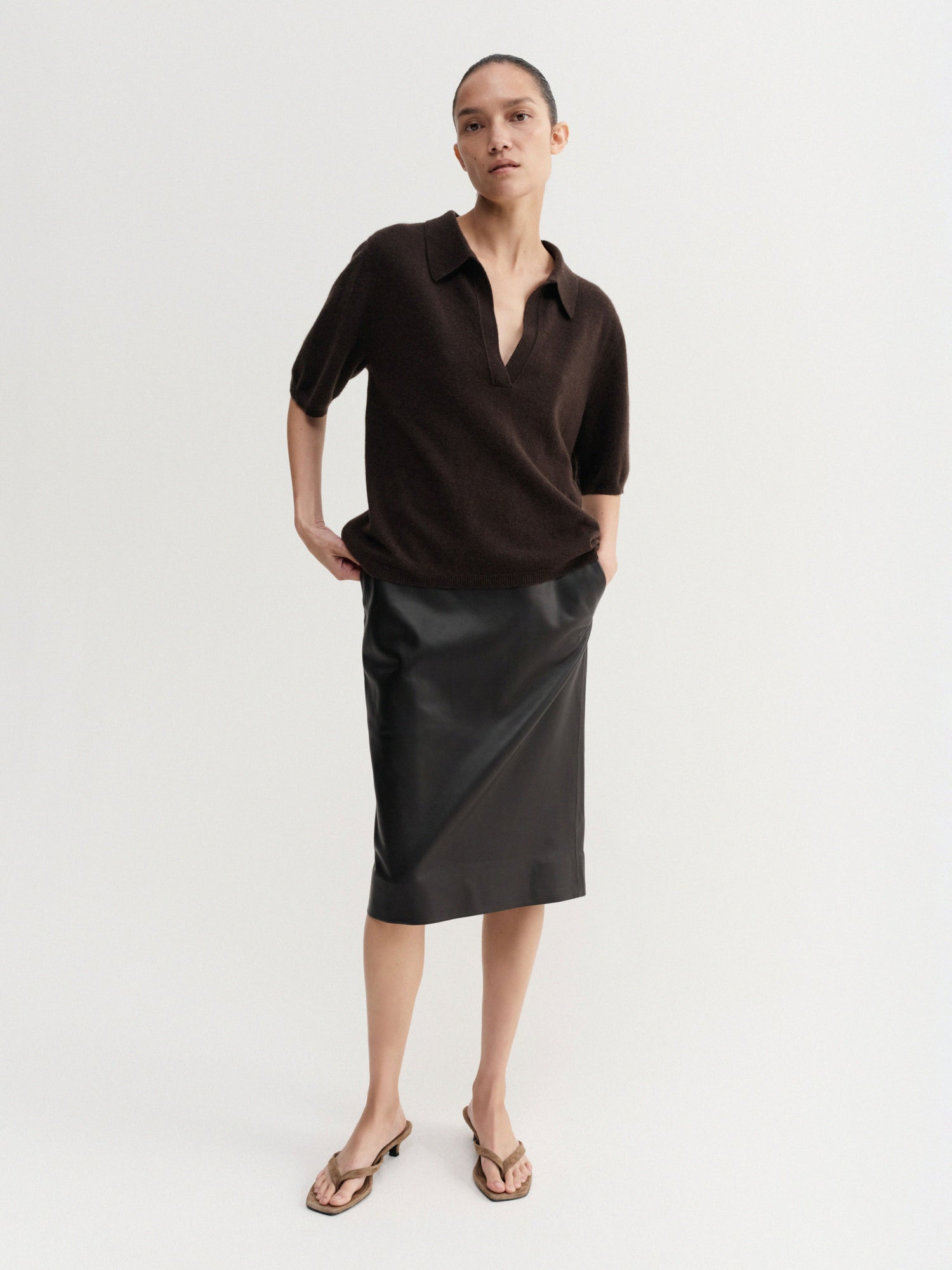 Nessa T-shirt, chocolate