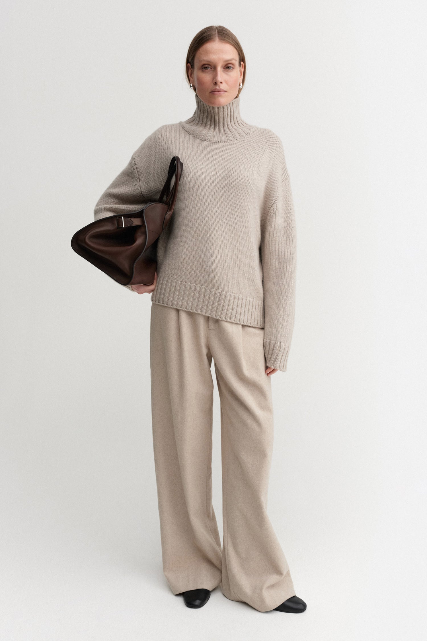 Nola Turtleneck Sweater, taupe