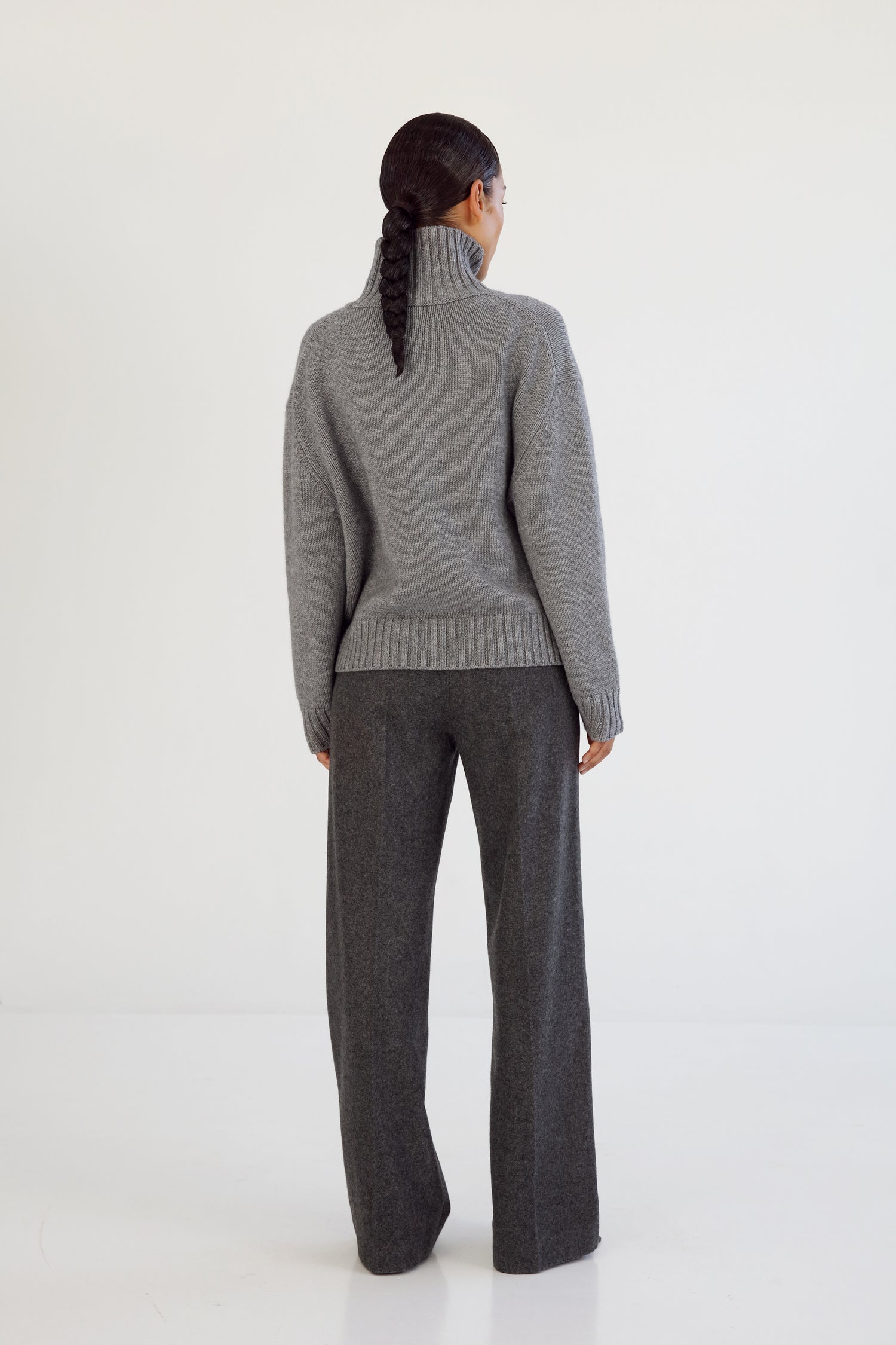 Nola Turtleneck Sweater, grey