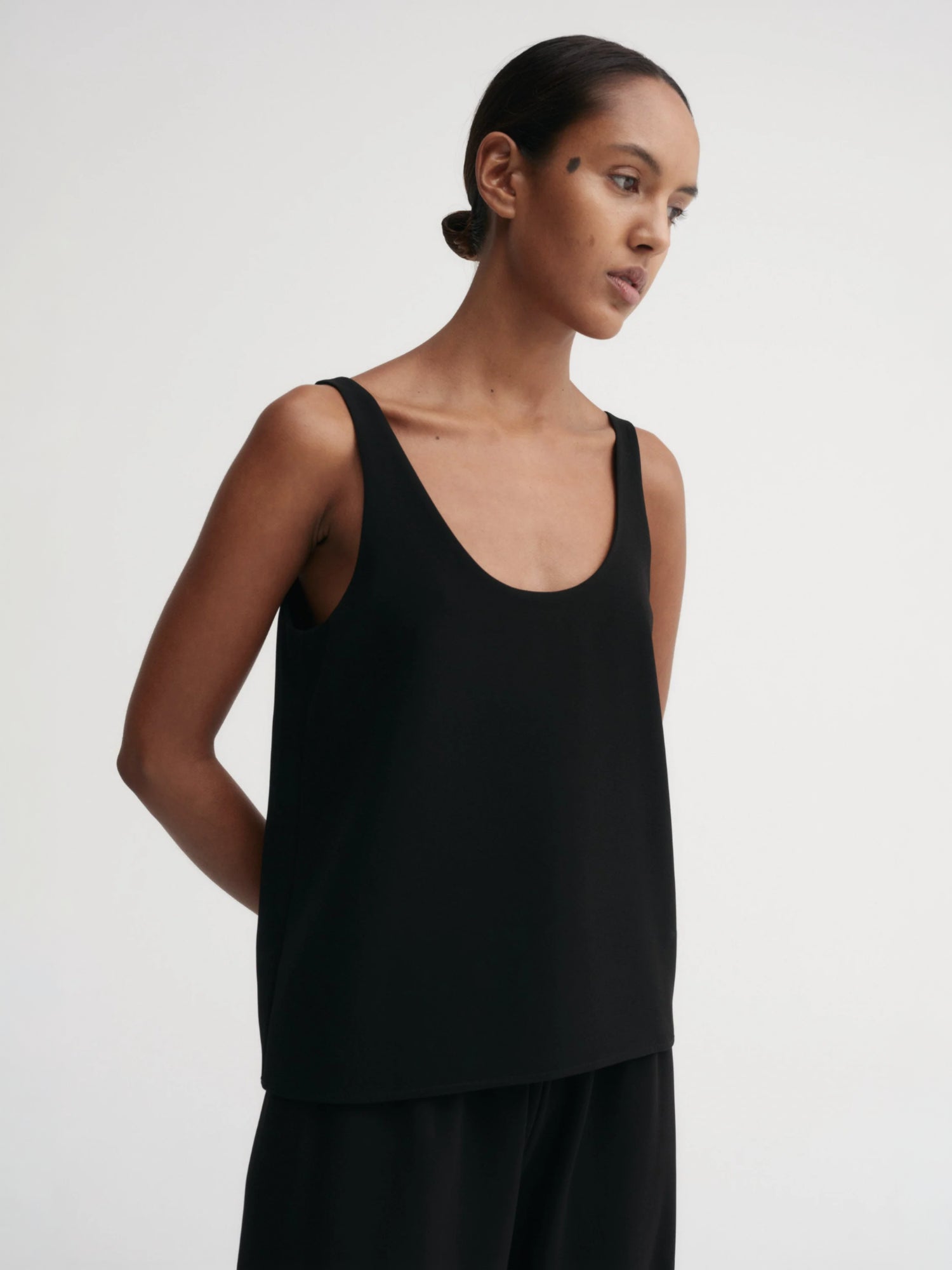 Romy Crepe Top, black