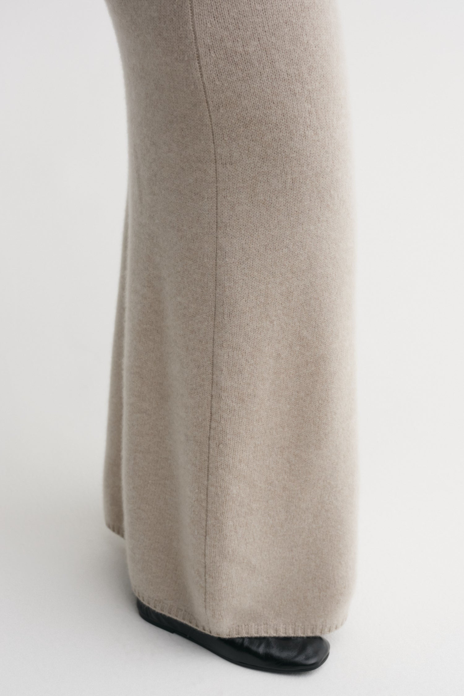 Umi Cashmere Skirt, taupe