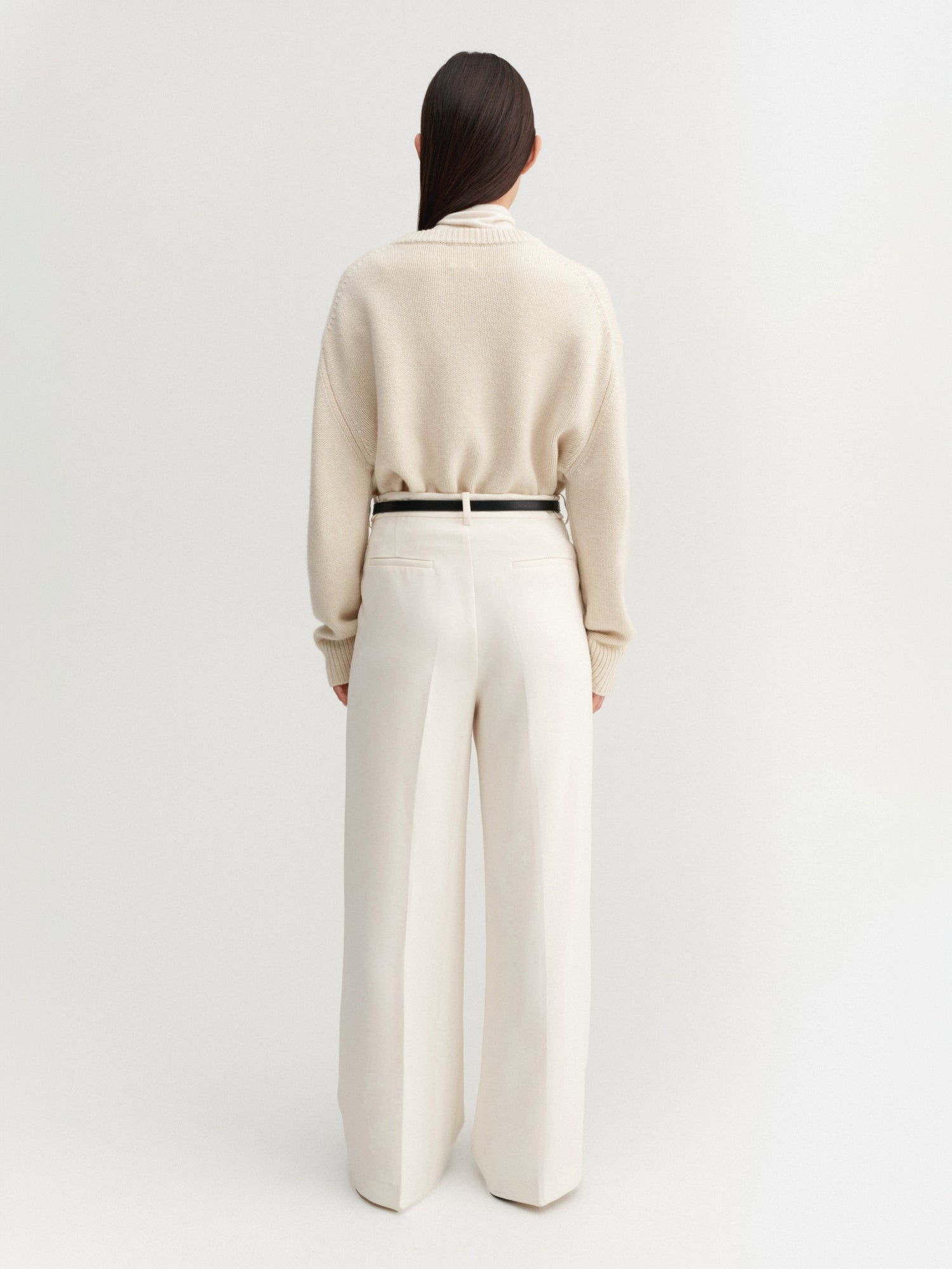 Yara V-Neck Sweater, vanilla