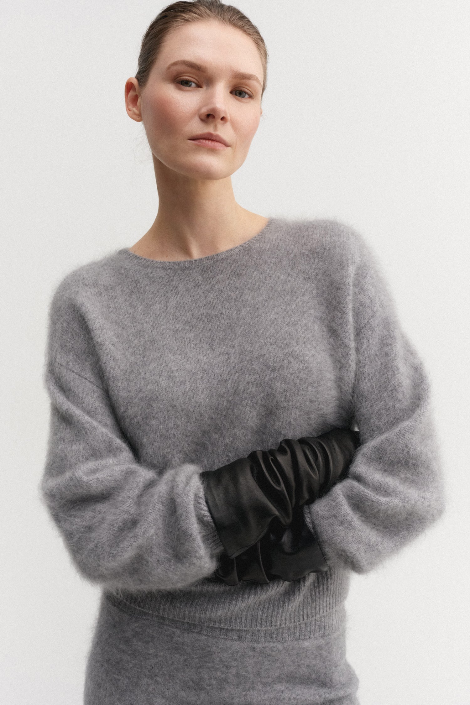 Zoe Brushed Crewneck Sweater, grey