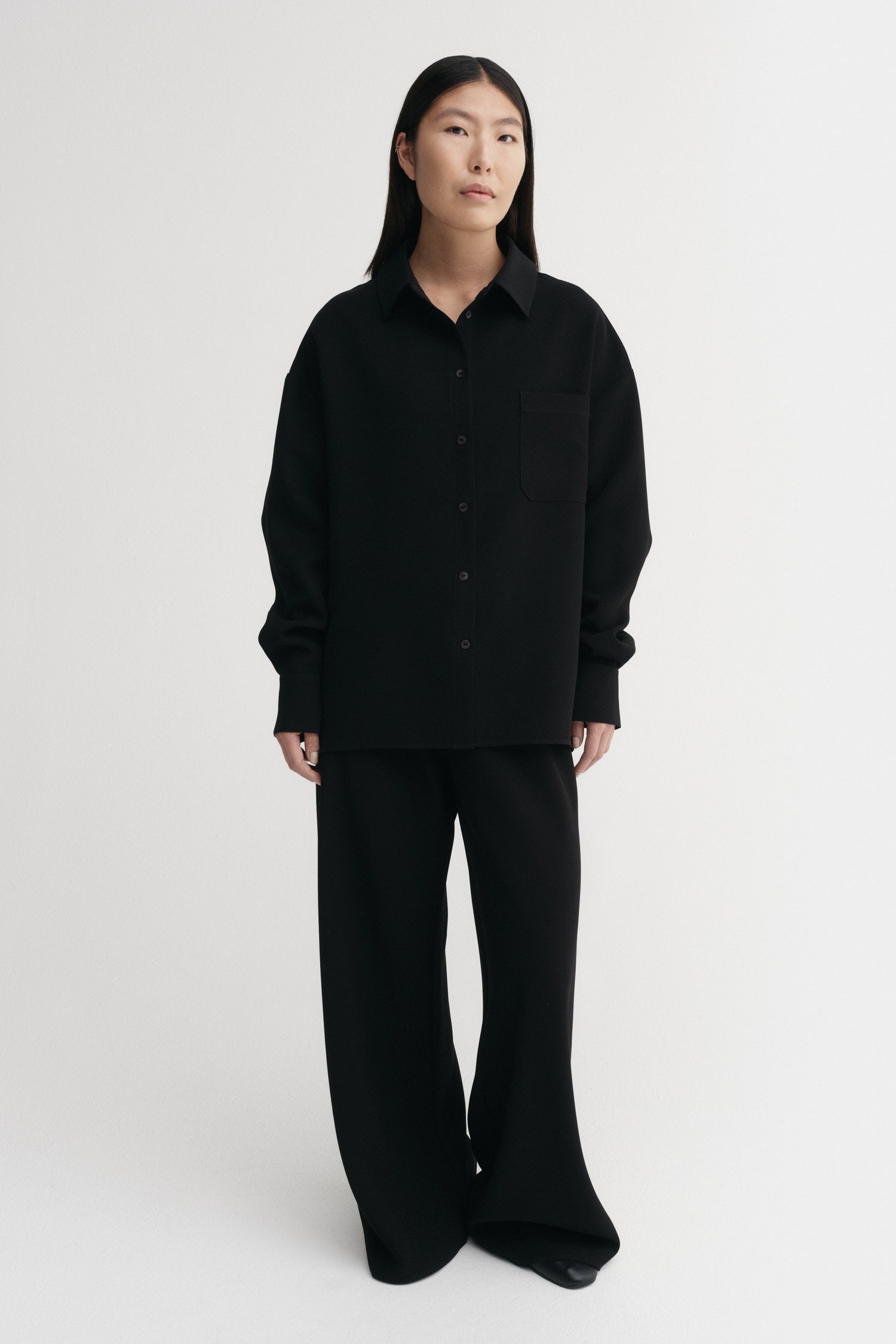 Finn Crepe Shirt, black